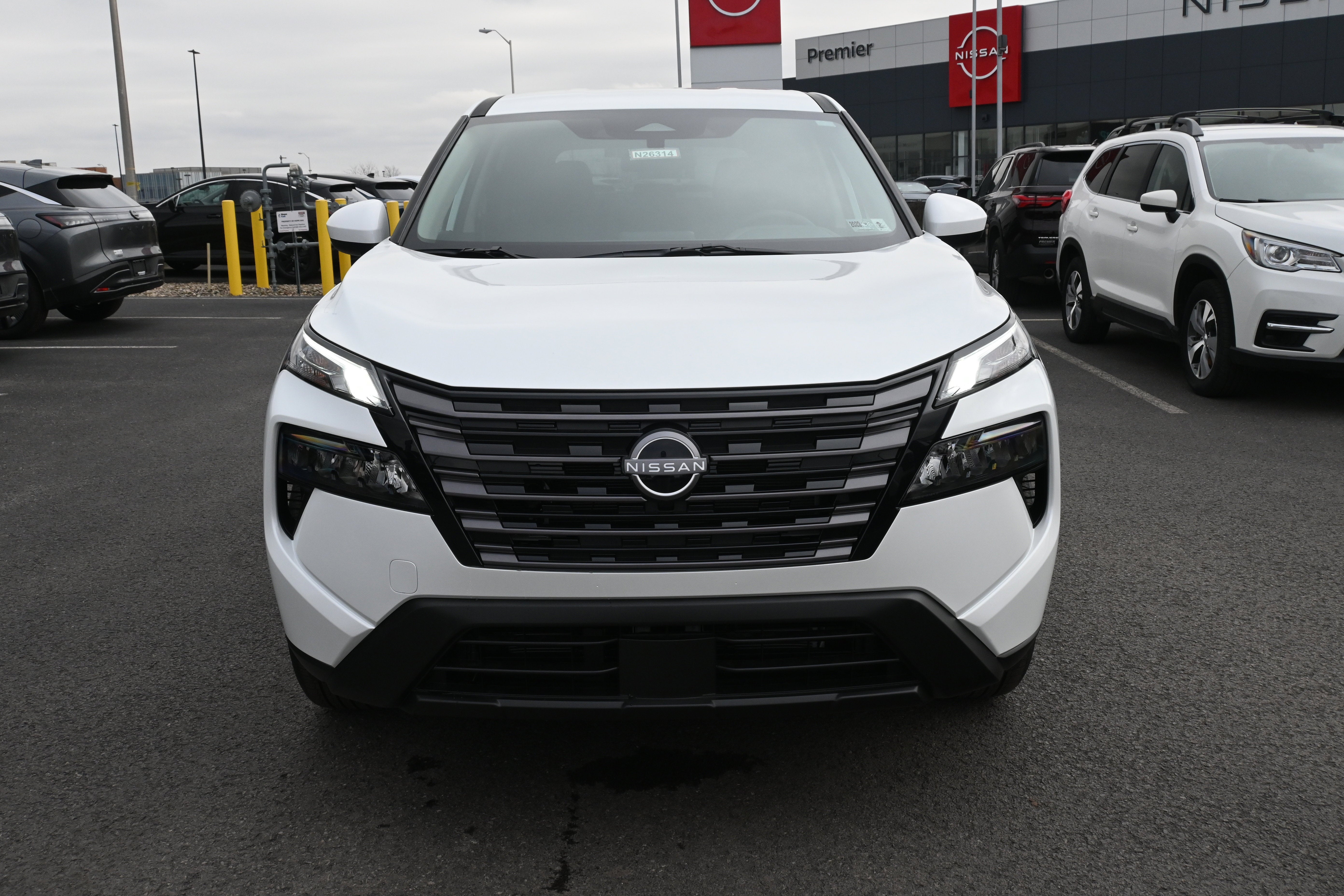 2026 Nissan Rogue SV