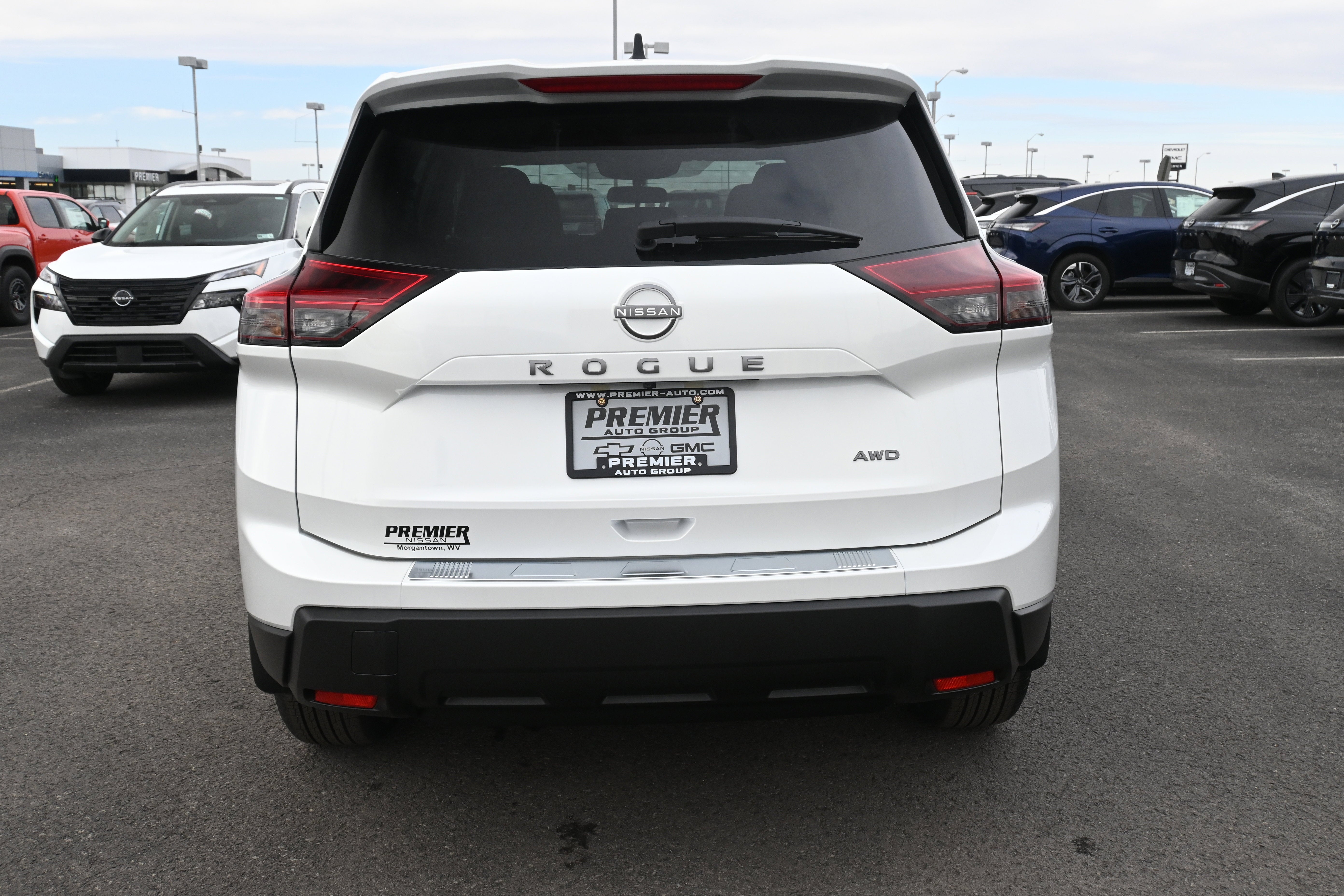 2026 Nissan Rogue SV