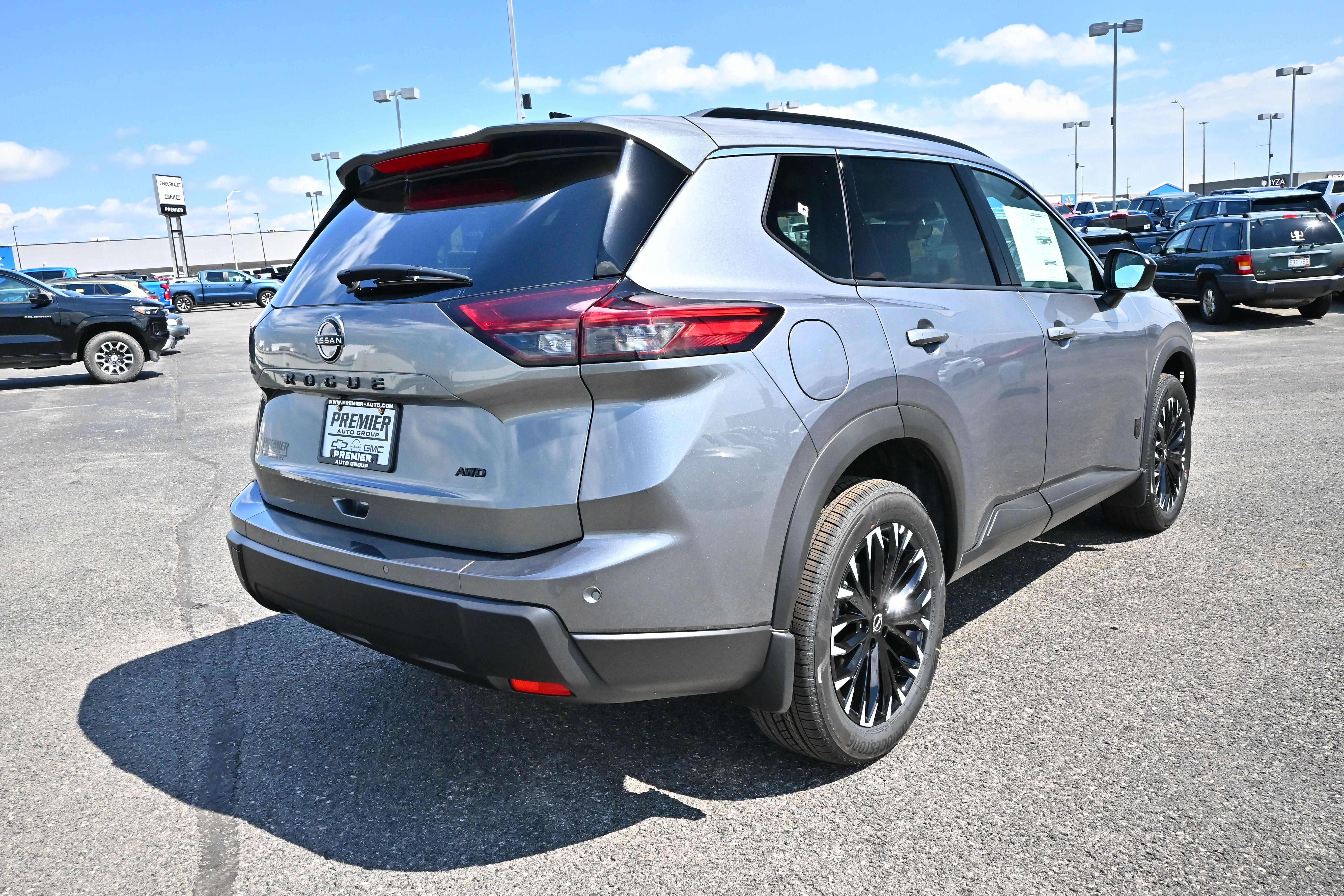 2026 Nissan Rogue Dark Armor™
