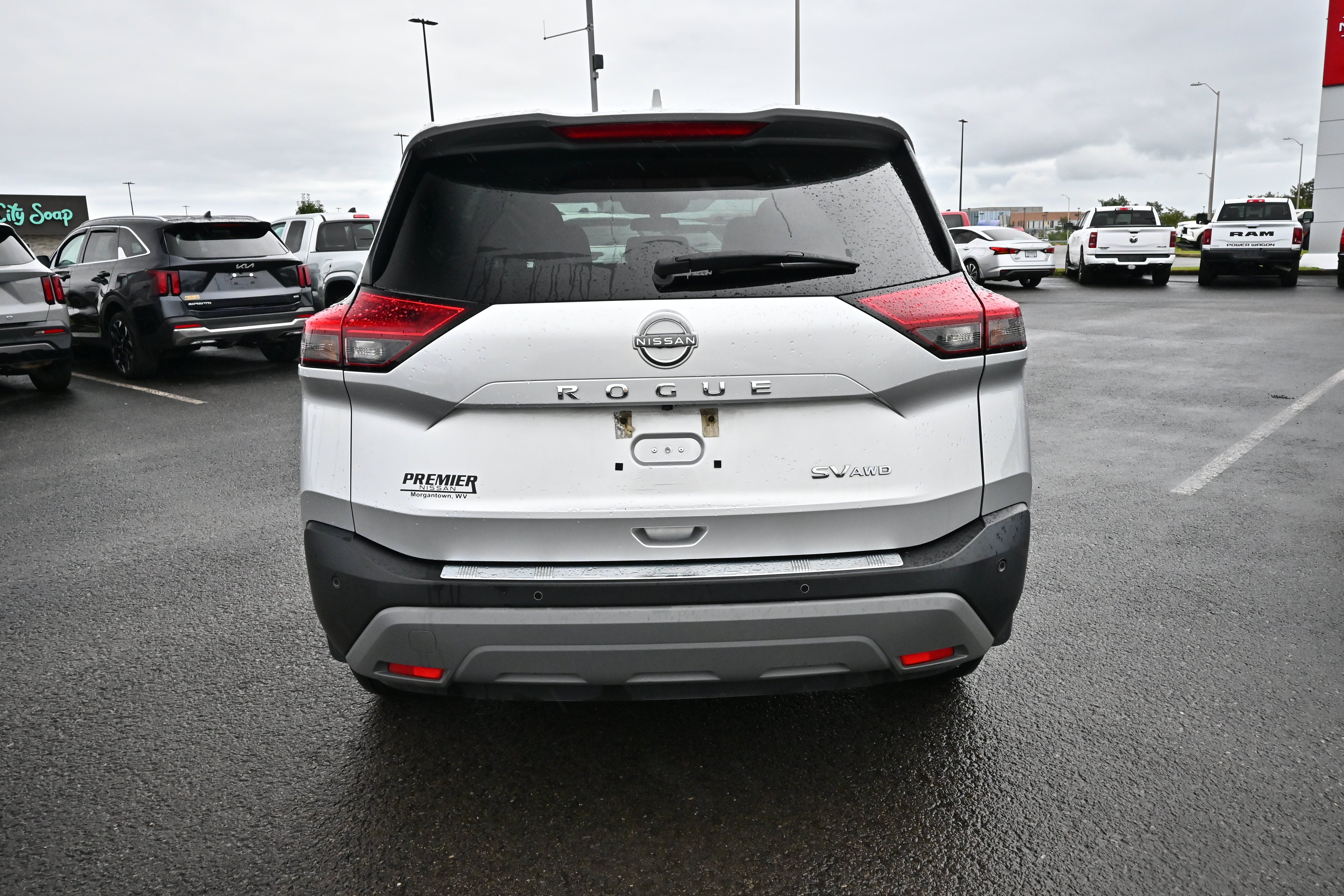 2022 Nissan Rogue SV