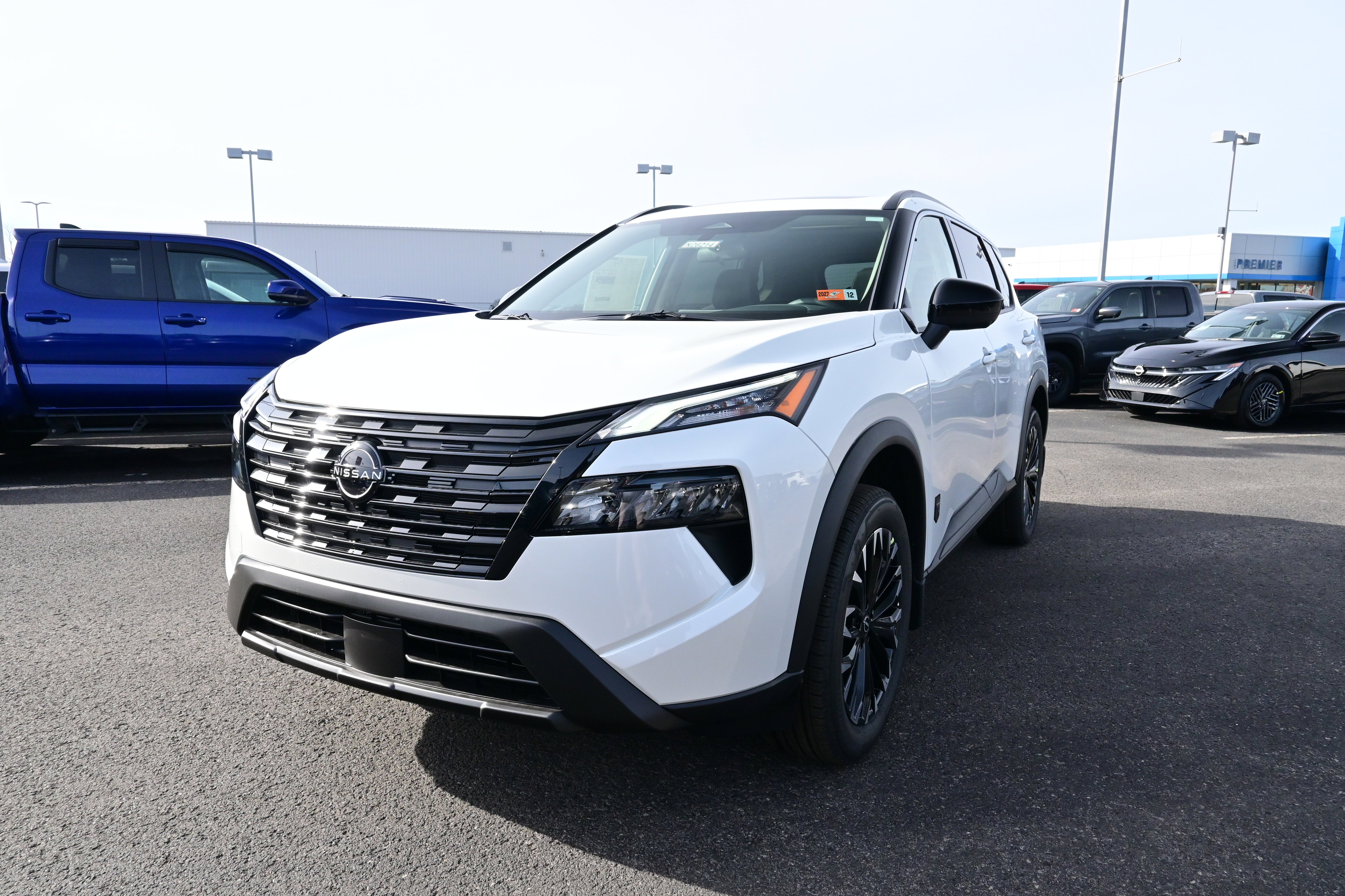 2026 Nissan Rogue Dark Armor