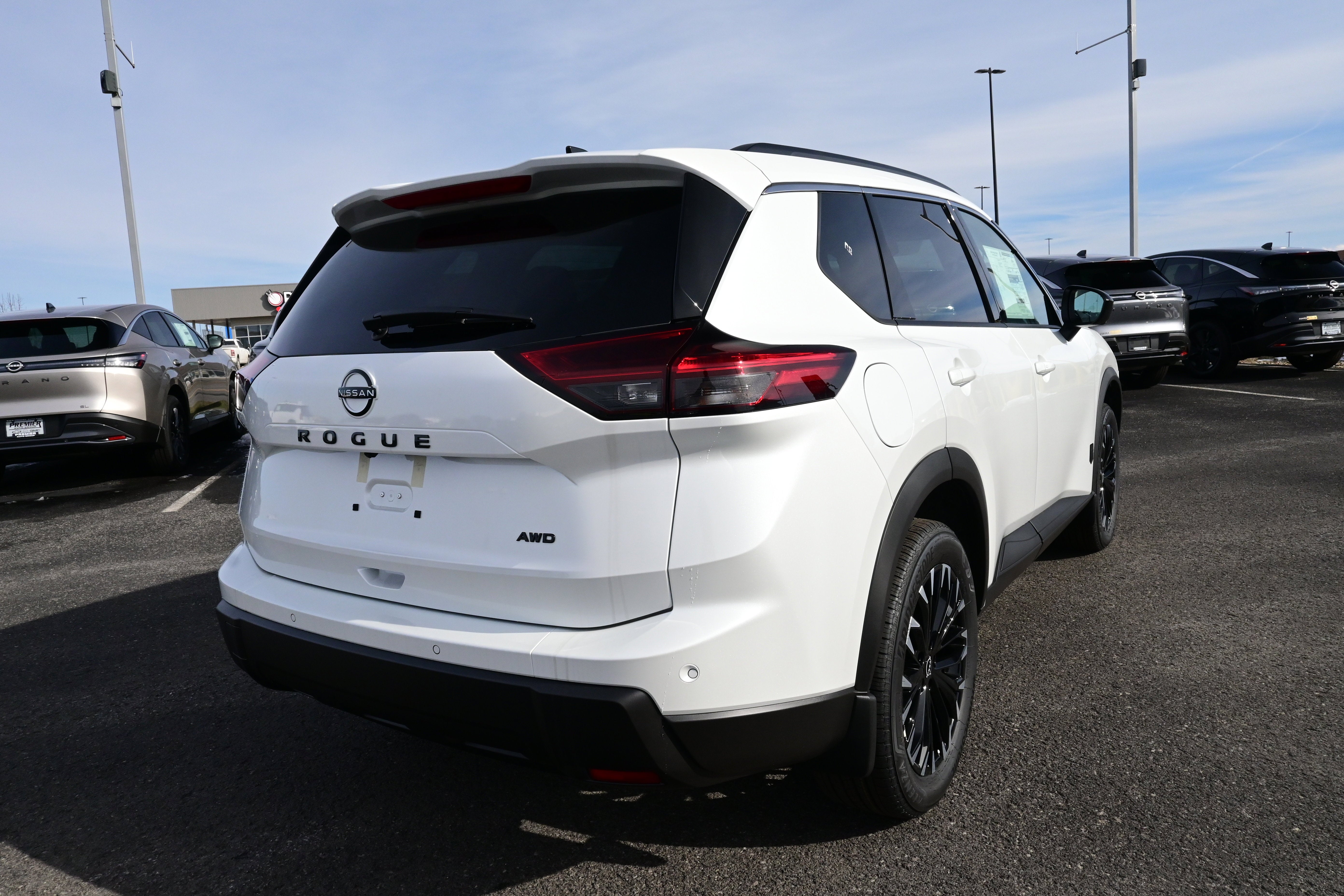 2026 Nissan Rogue Dark Armor