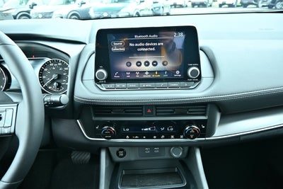 2026 Nissan Rogue Dark Armor™