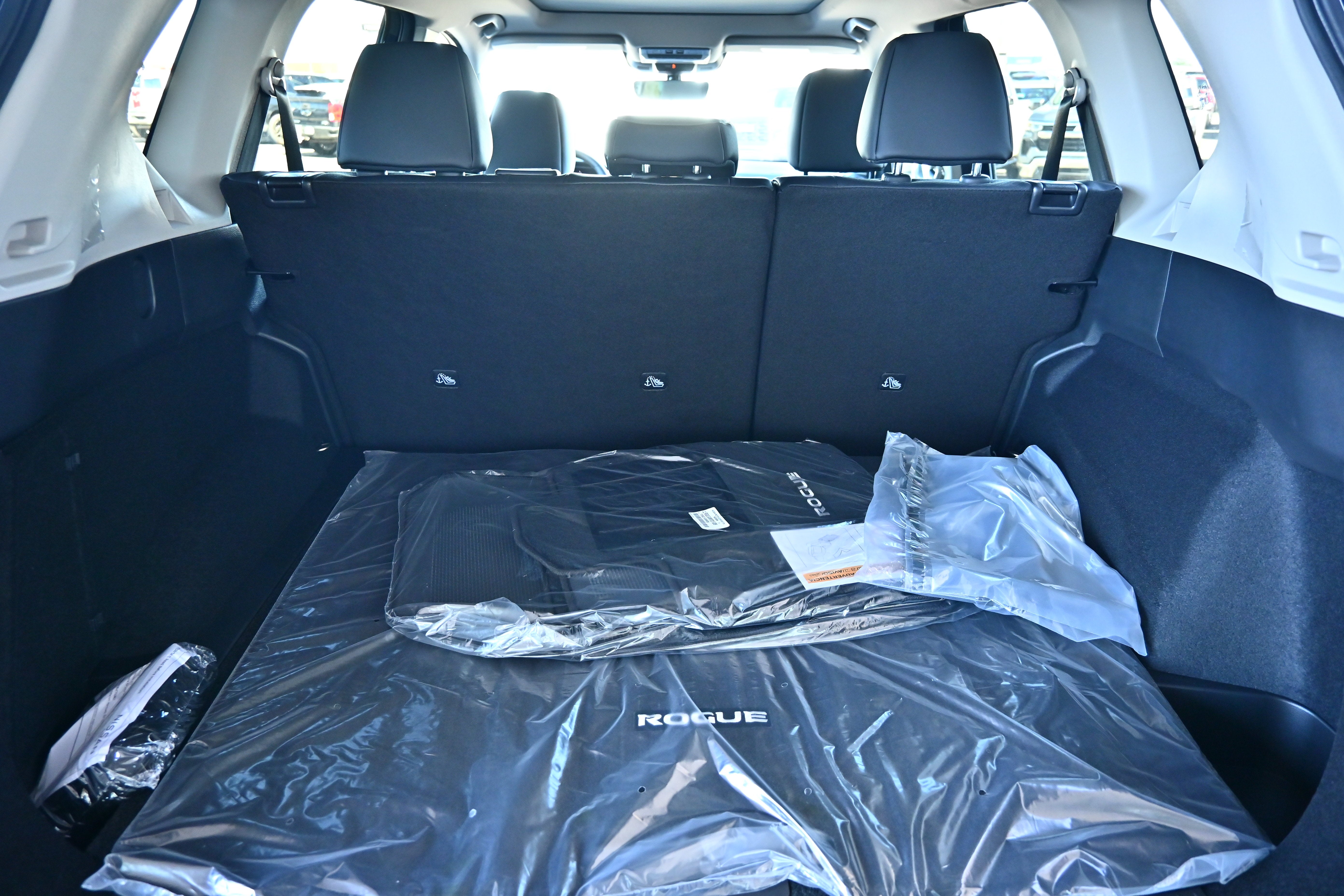 2026 Nissan Rogue Dark Armor™