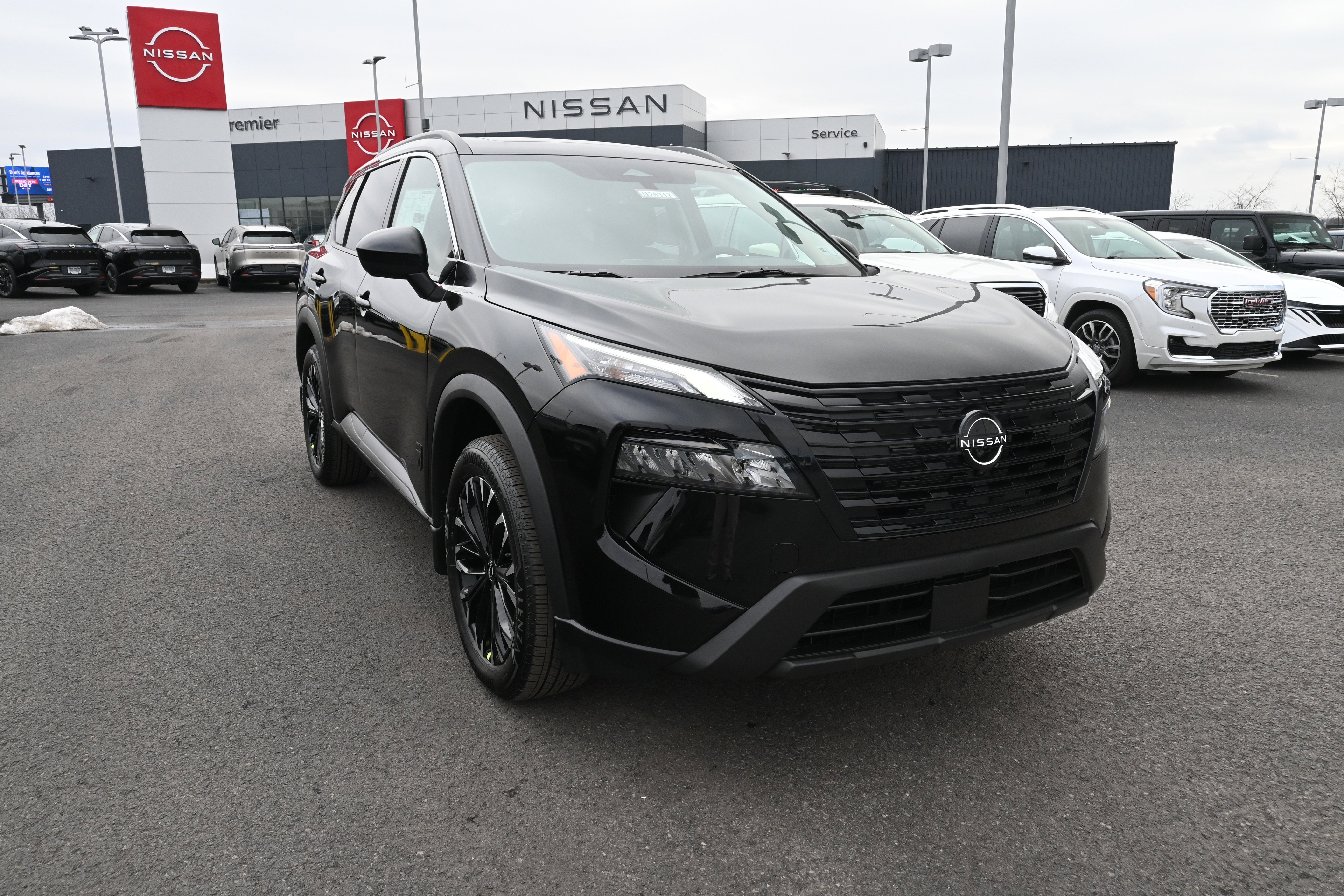 2026 Nissan Rogue Dark Armor™