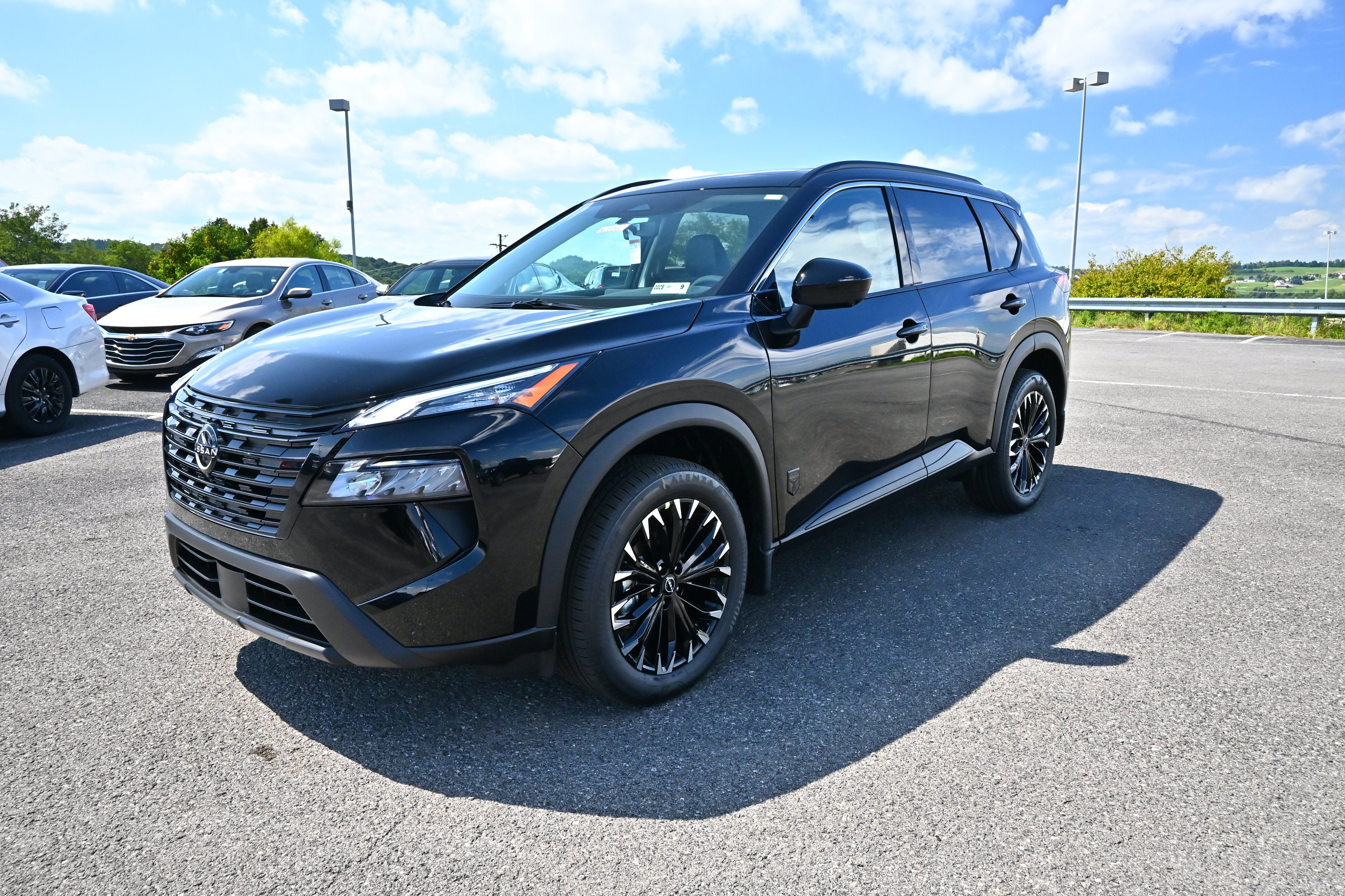 2026 Nissan Rogue Dark Armor