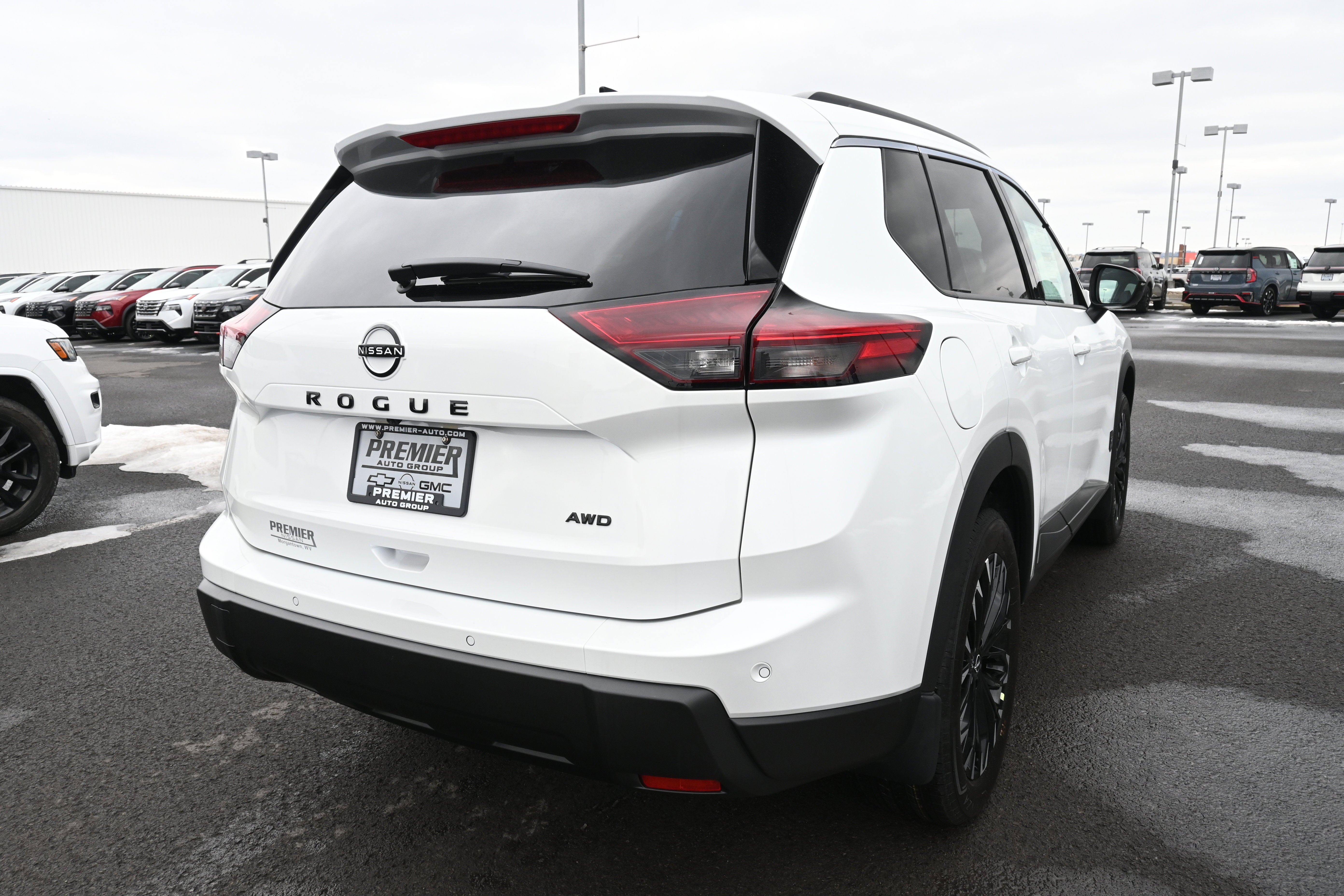 2026 Nissan Rogue Dark Armor™