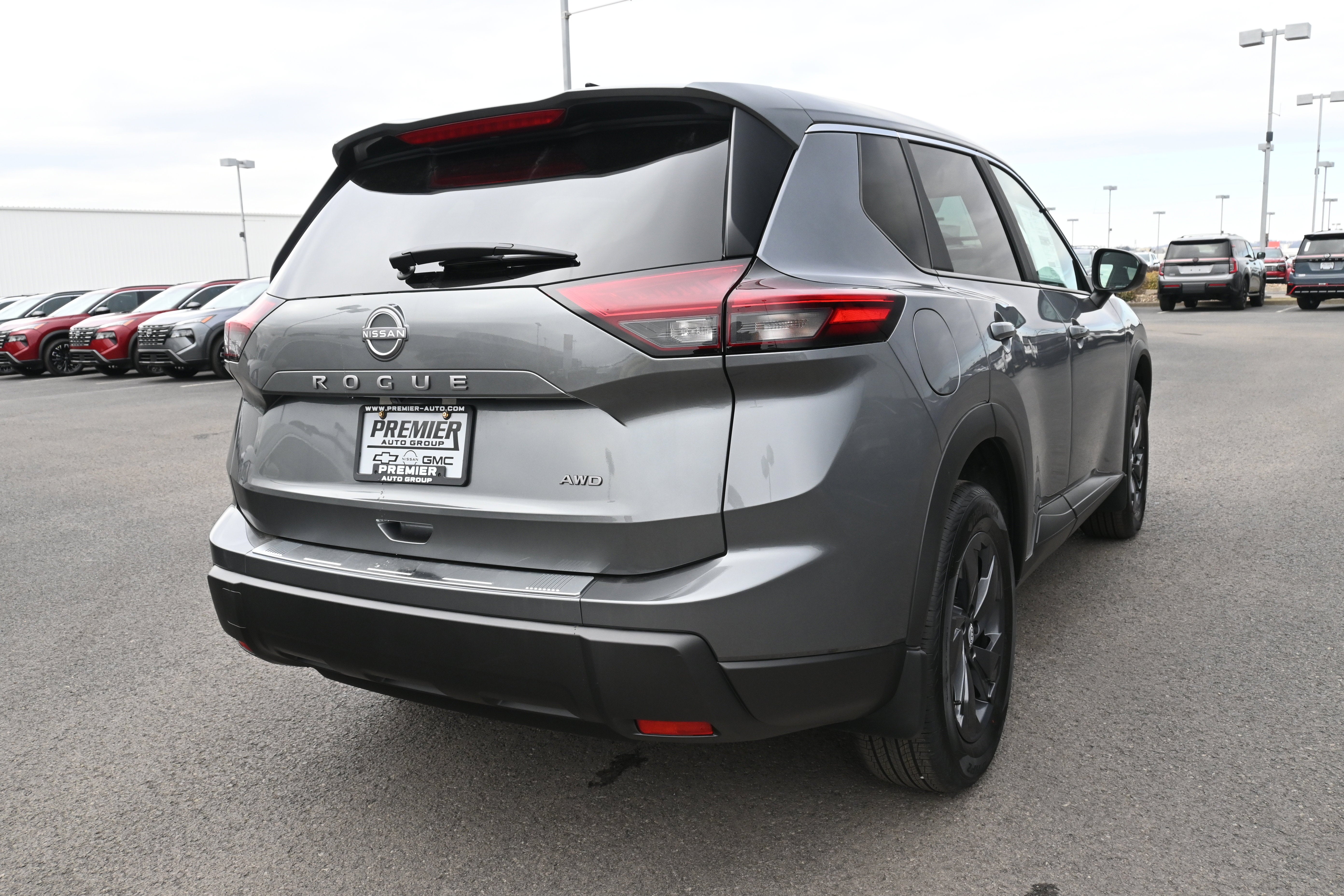 2026 Nissan Rogue SV