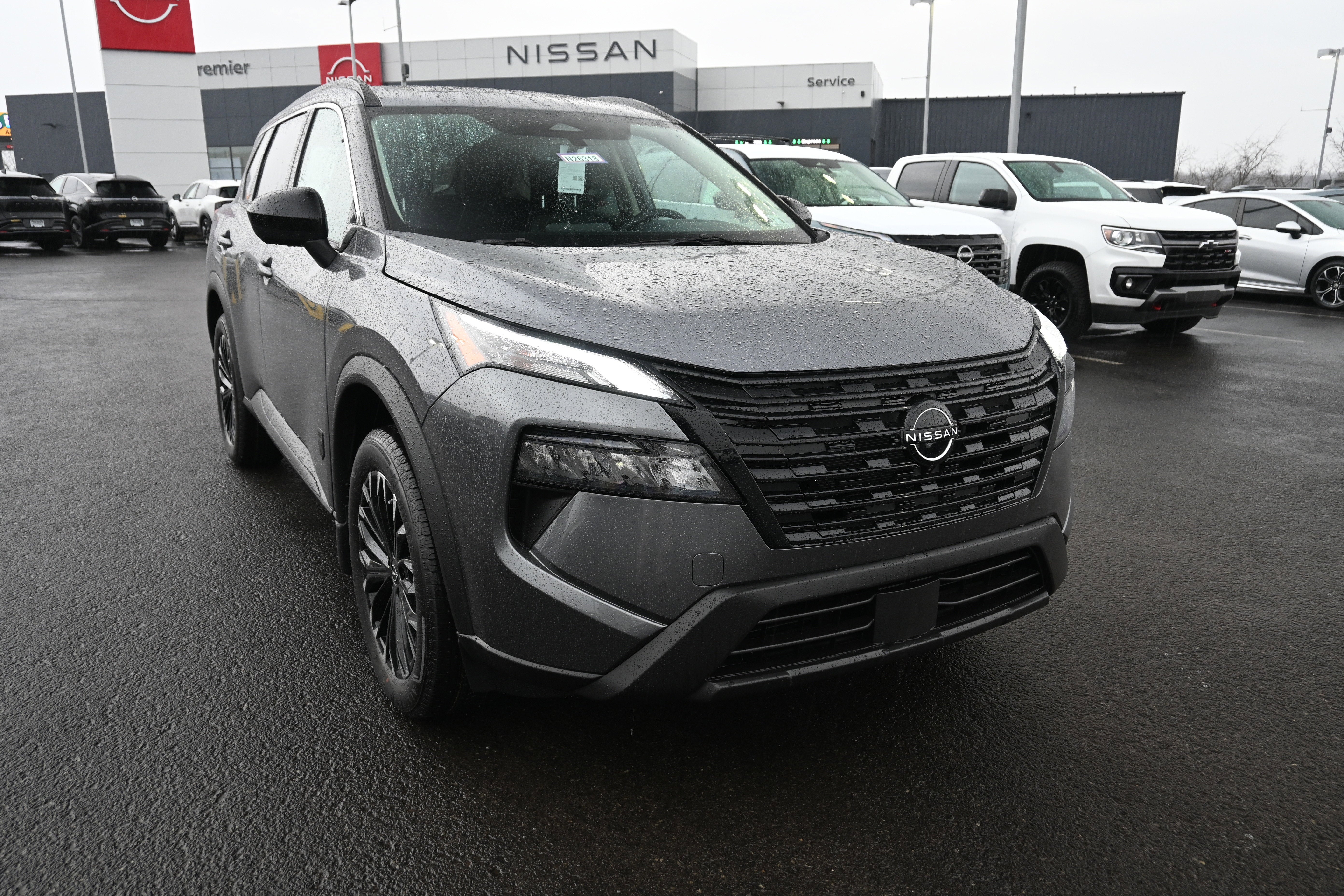 2026 Nissan Rogue Dark Armor™