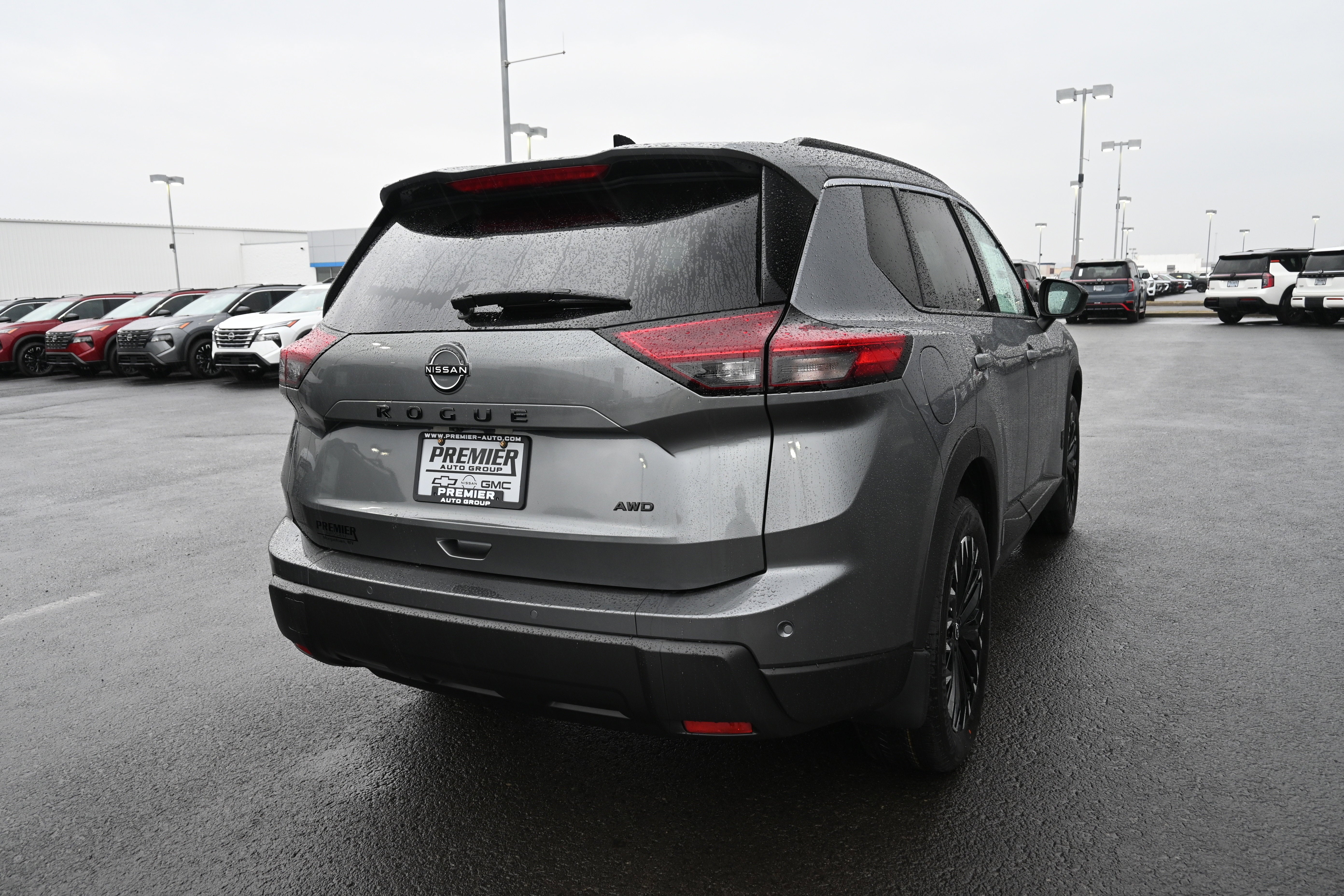 2026 Nissan Rogue Dark Armor™