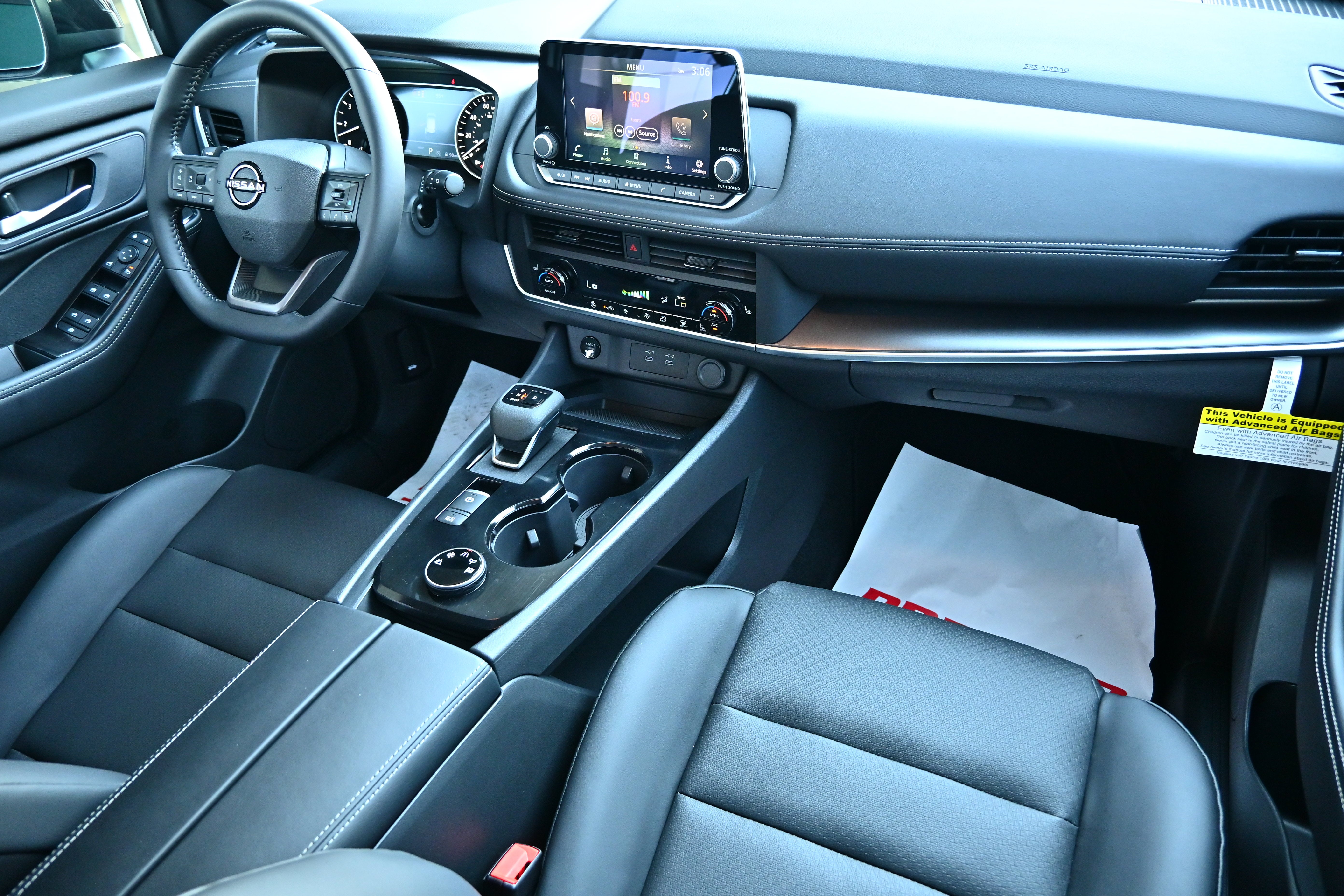 2026 Nissan Rogue Dark Armor™