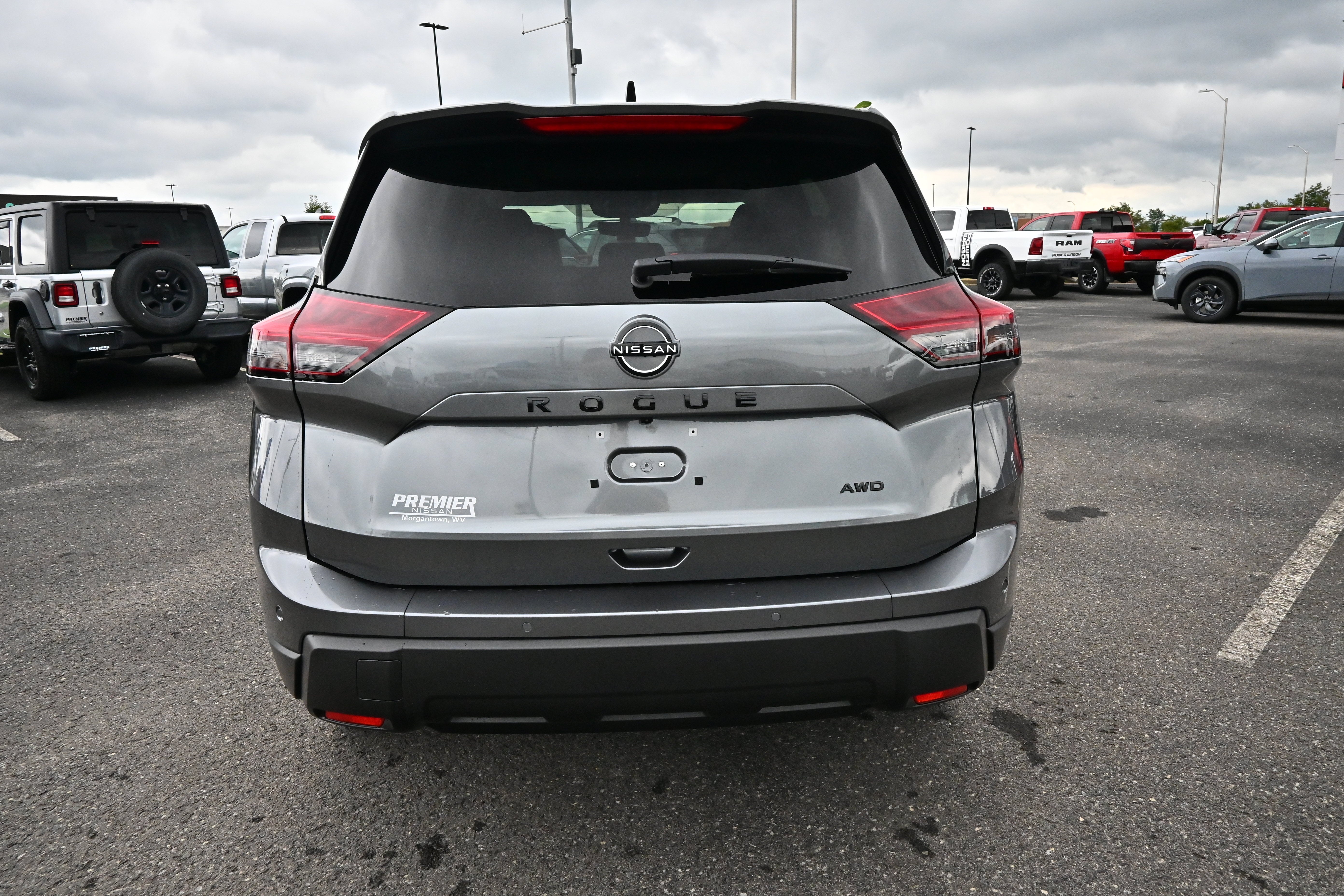 2026 Nissan Rogue Dark Armor™