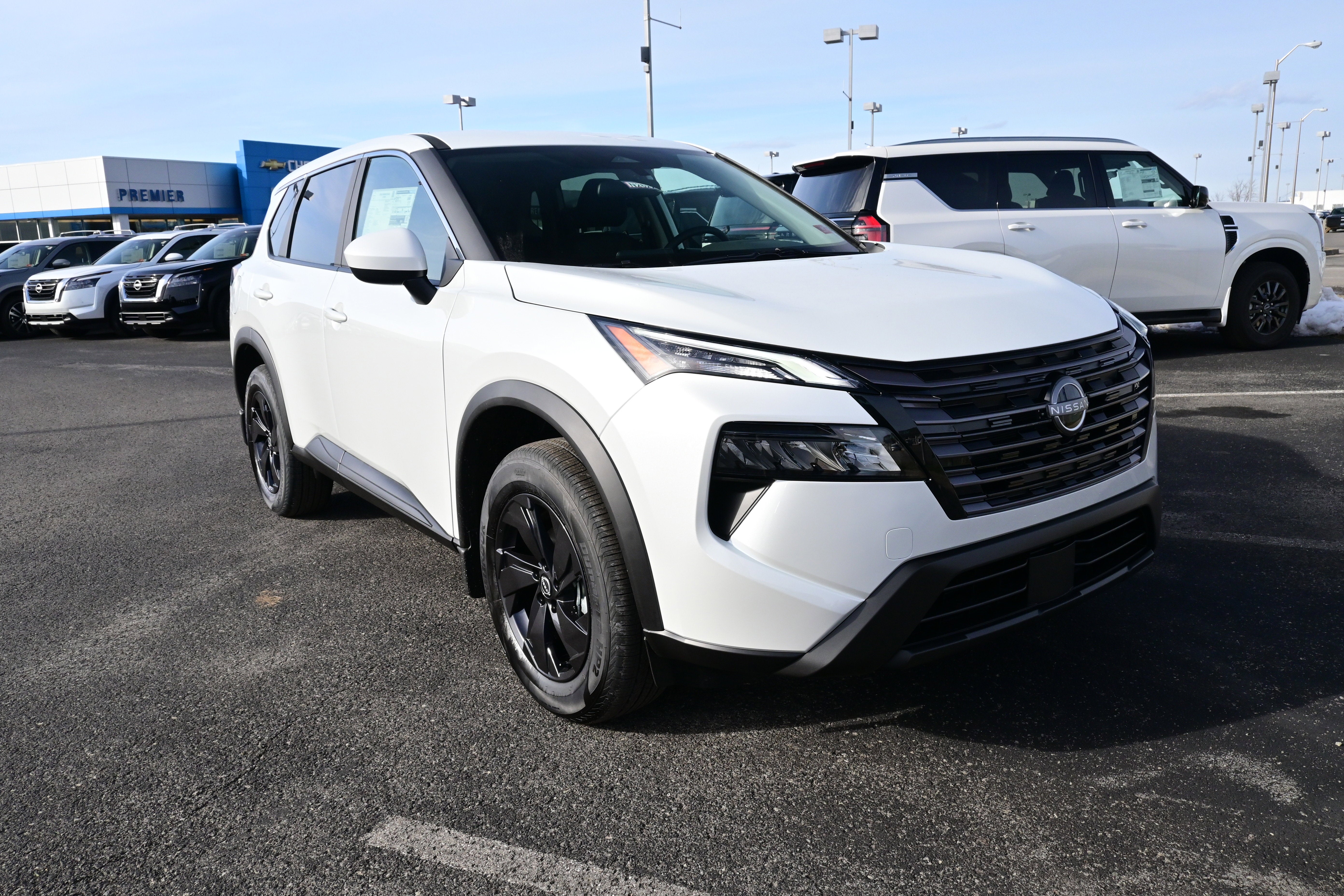 2026 Nissan Rogue SV