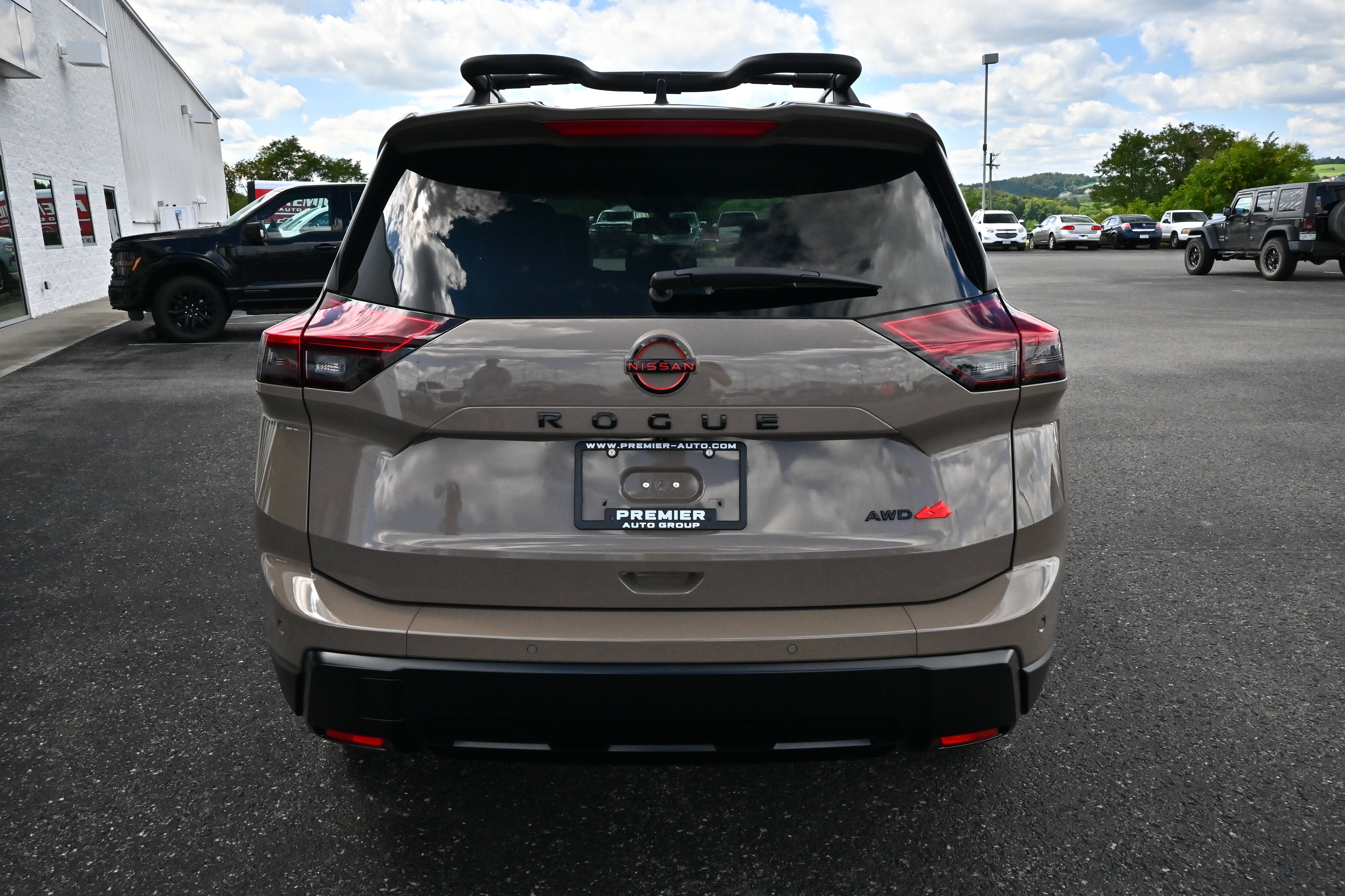 2026 Nissan Rogue Rock Creek®