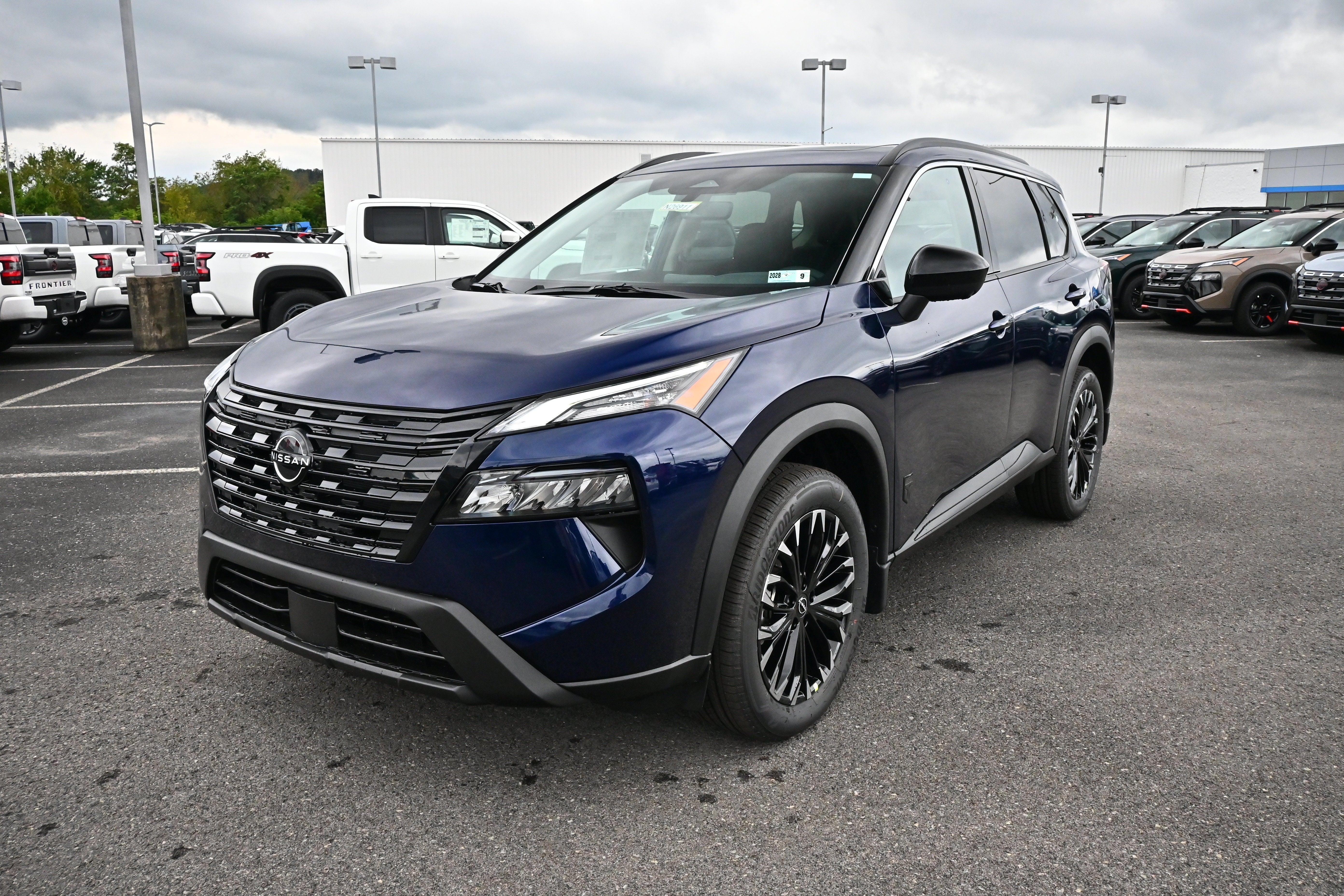 2026 Nissan Rogue Dark Armor™