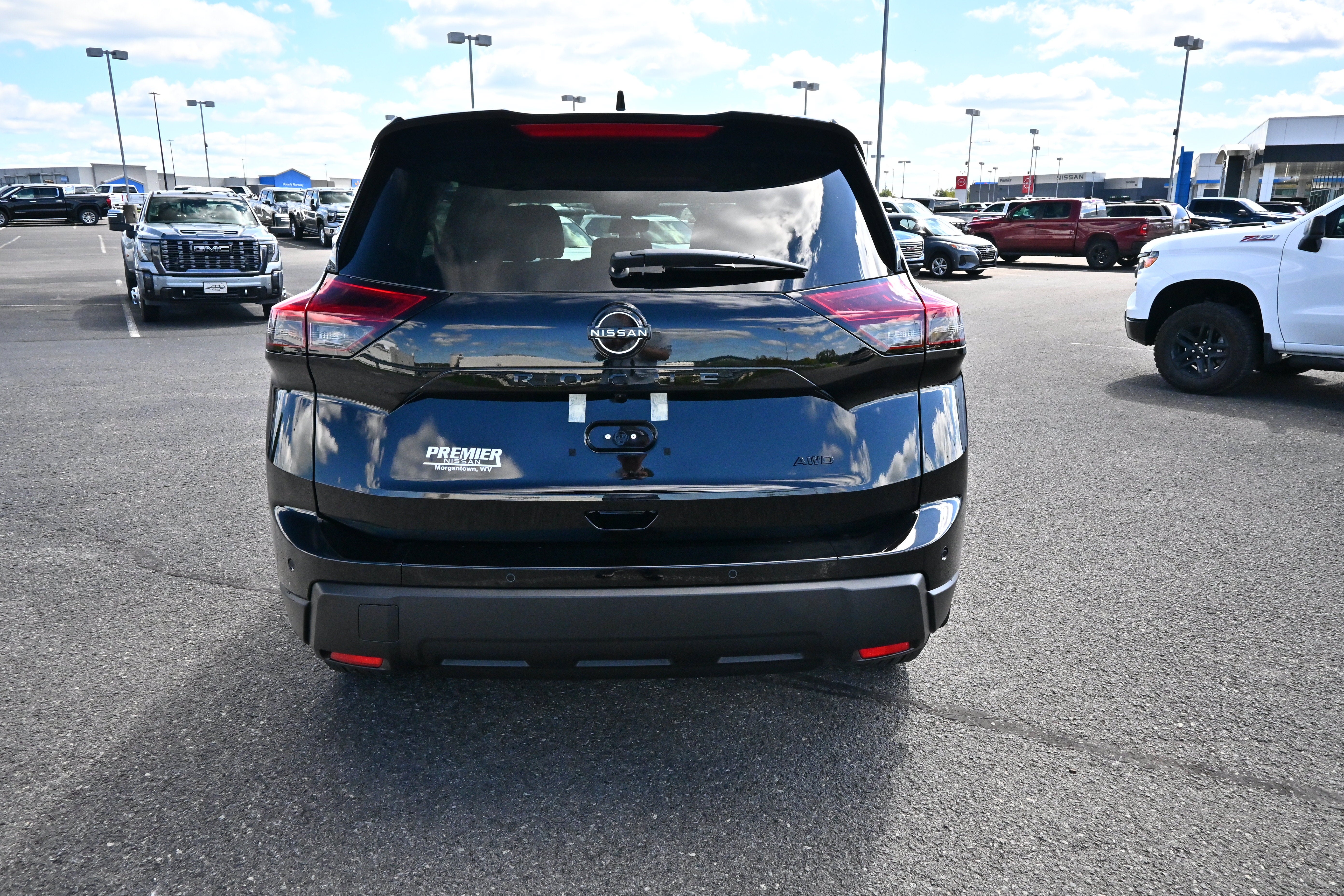 2026 Nissan Rogue Dark Armor™
