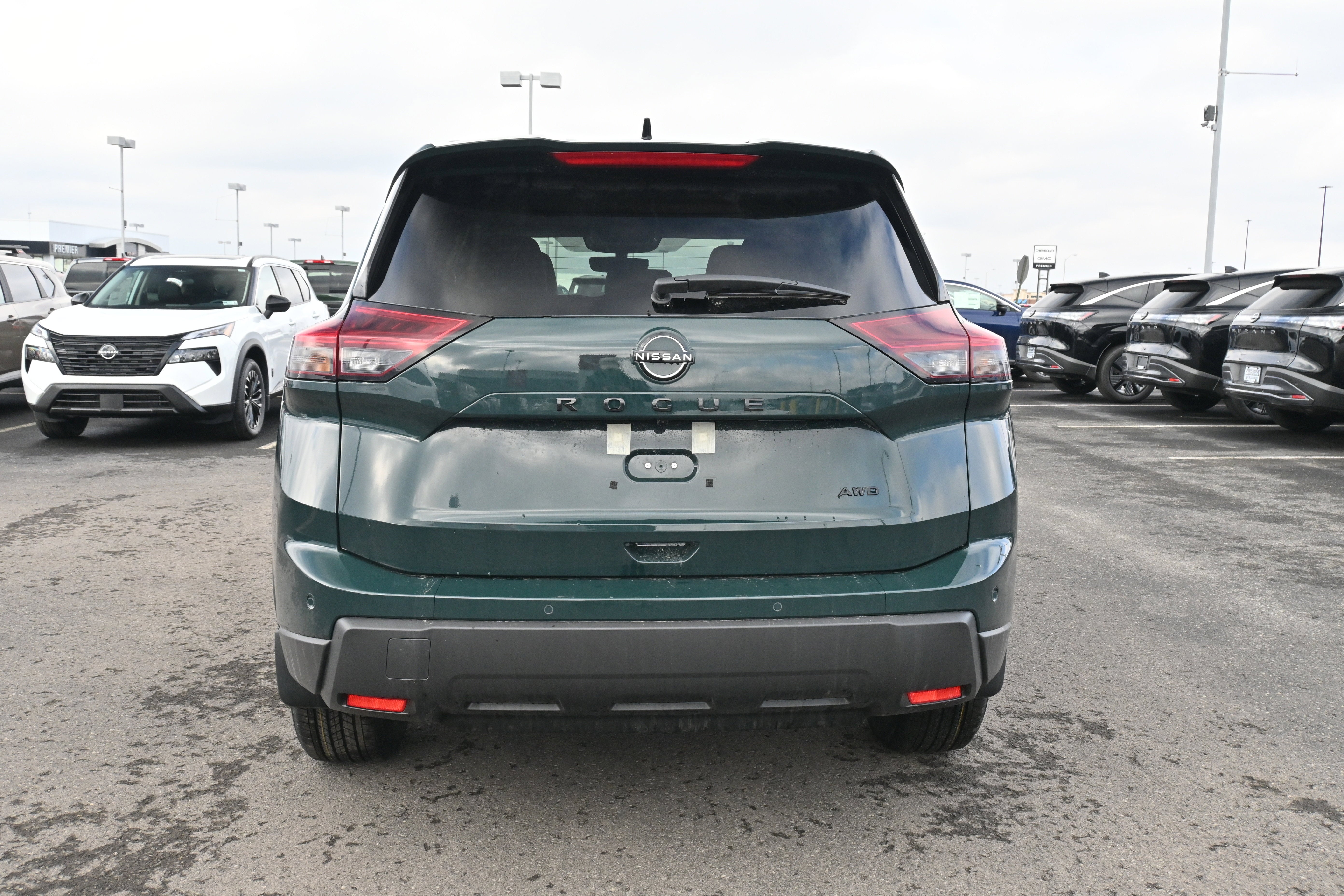 2026 Nissan Rogue Dark Armor™