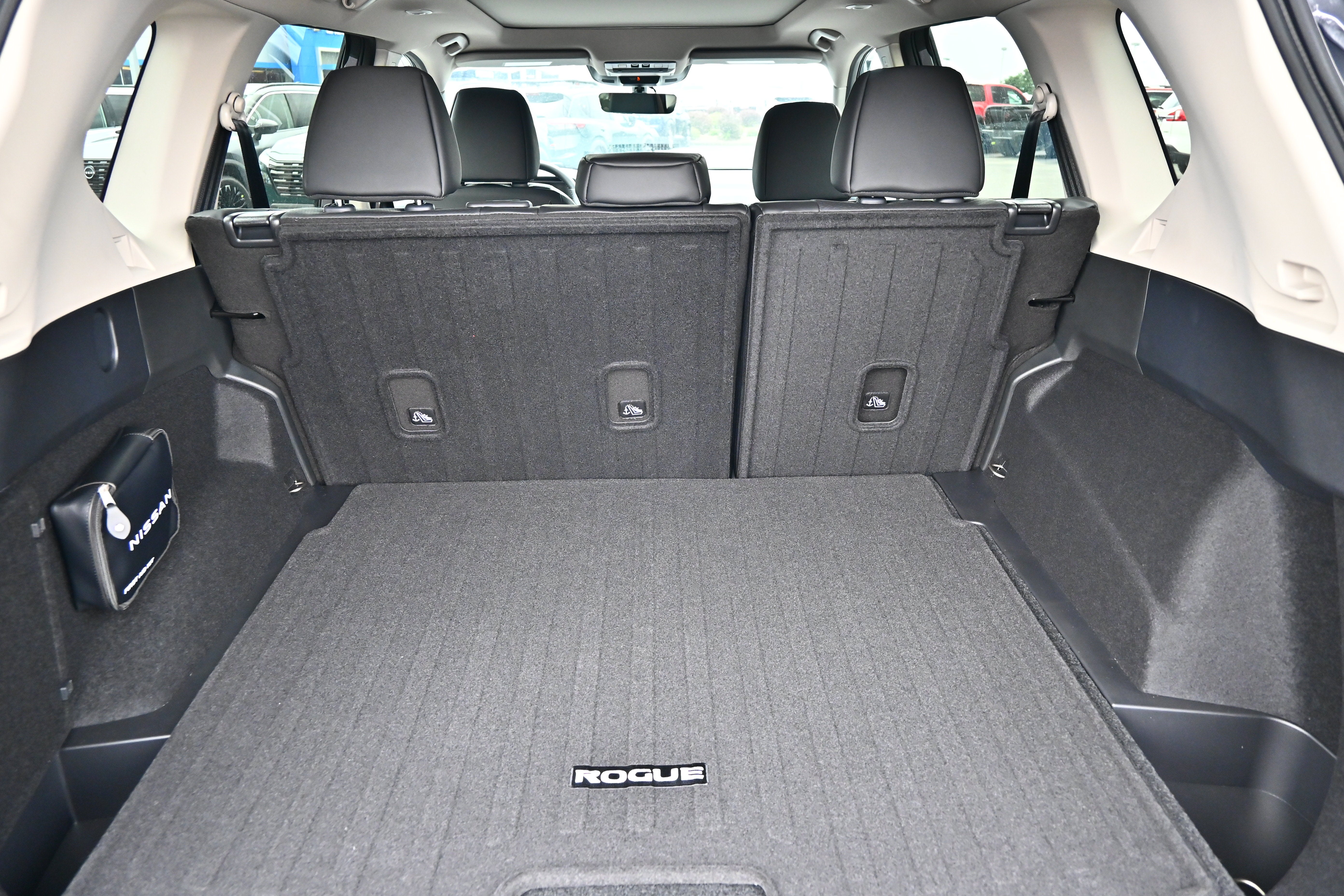2026 Nissan Rogue Dark Armor™