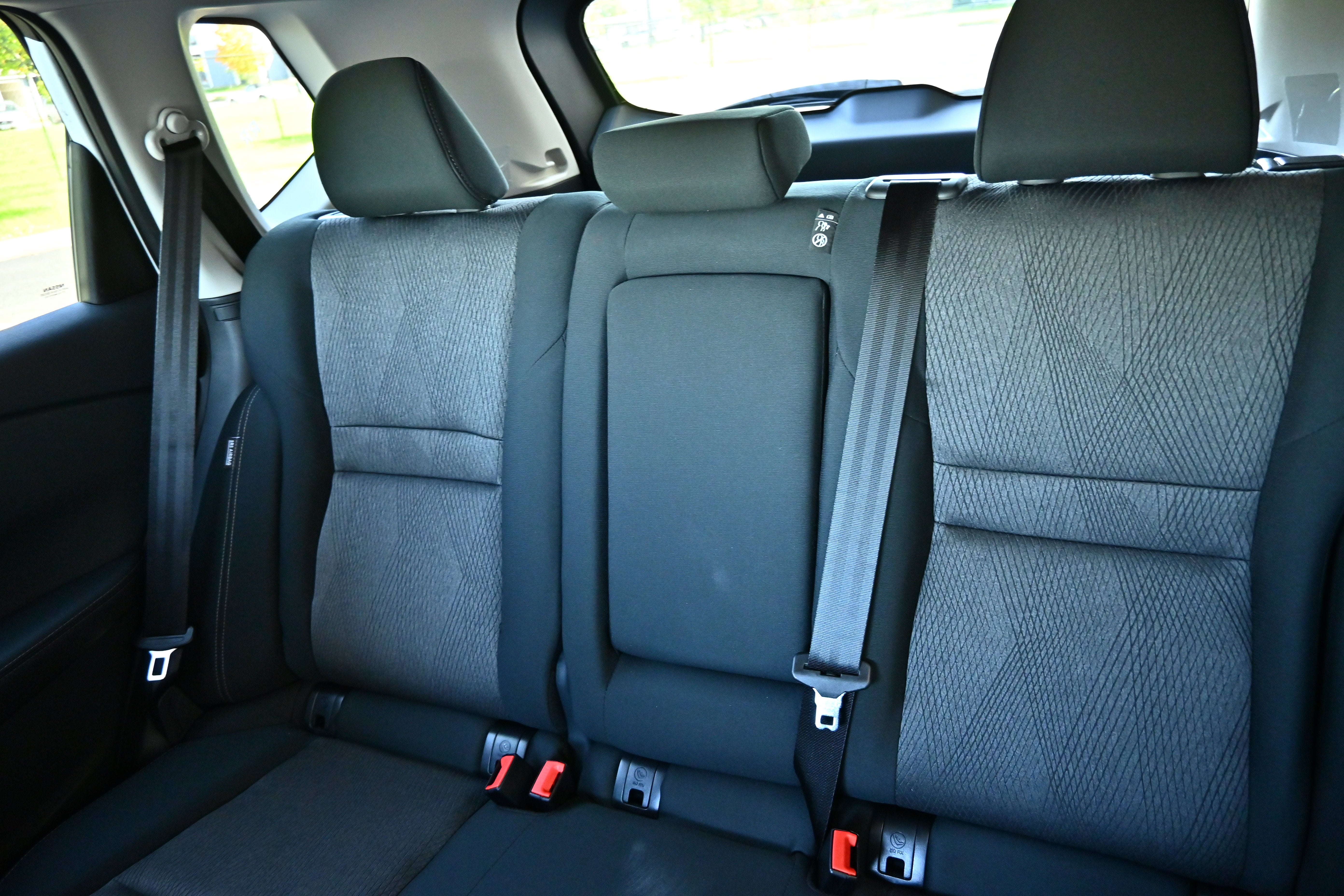 2027 Nissan Rogue SV