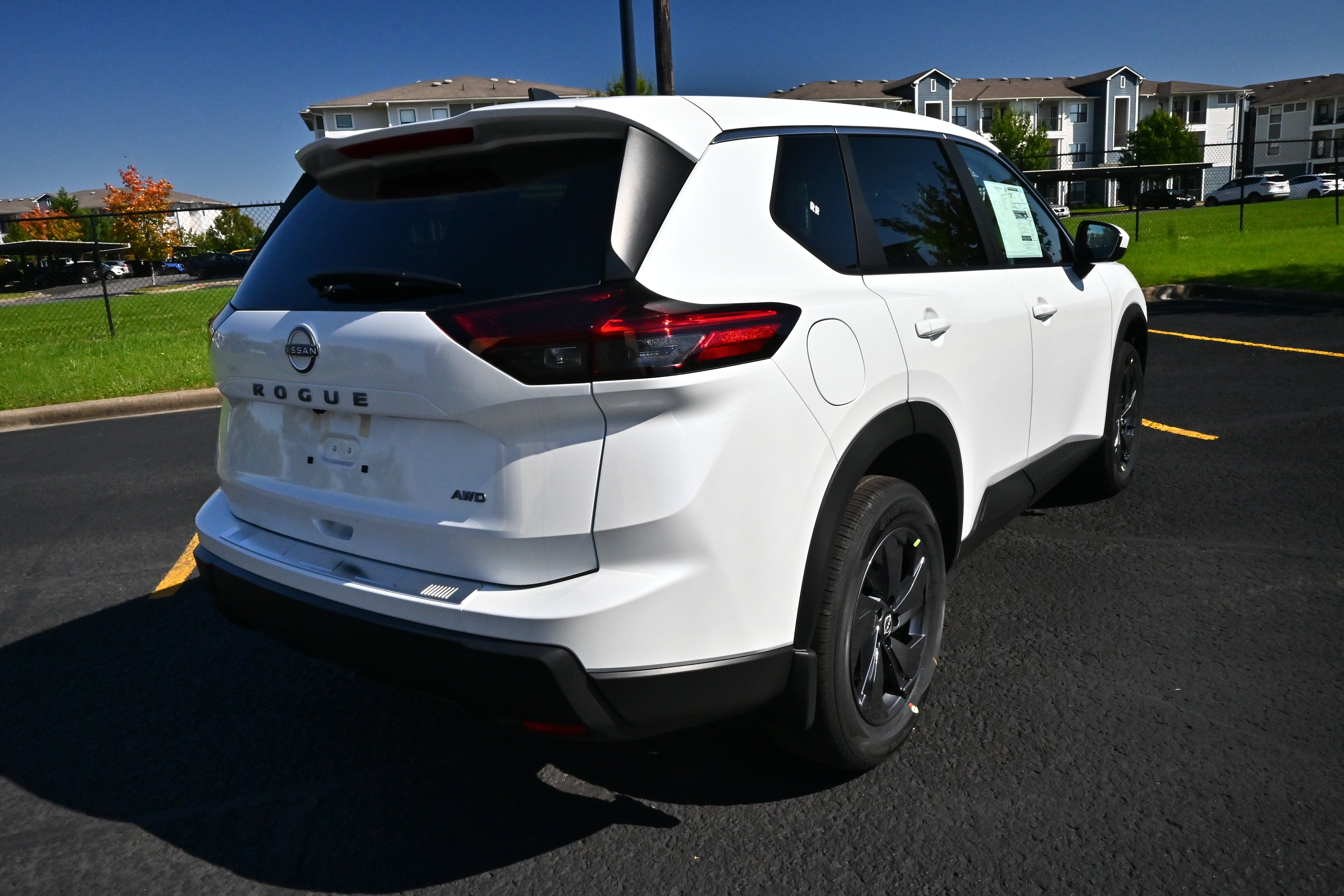 2027 Nissan Rogue SV