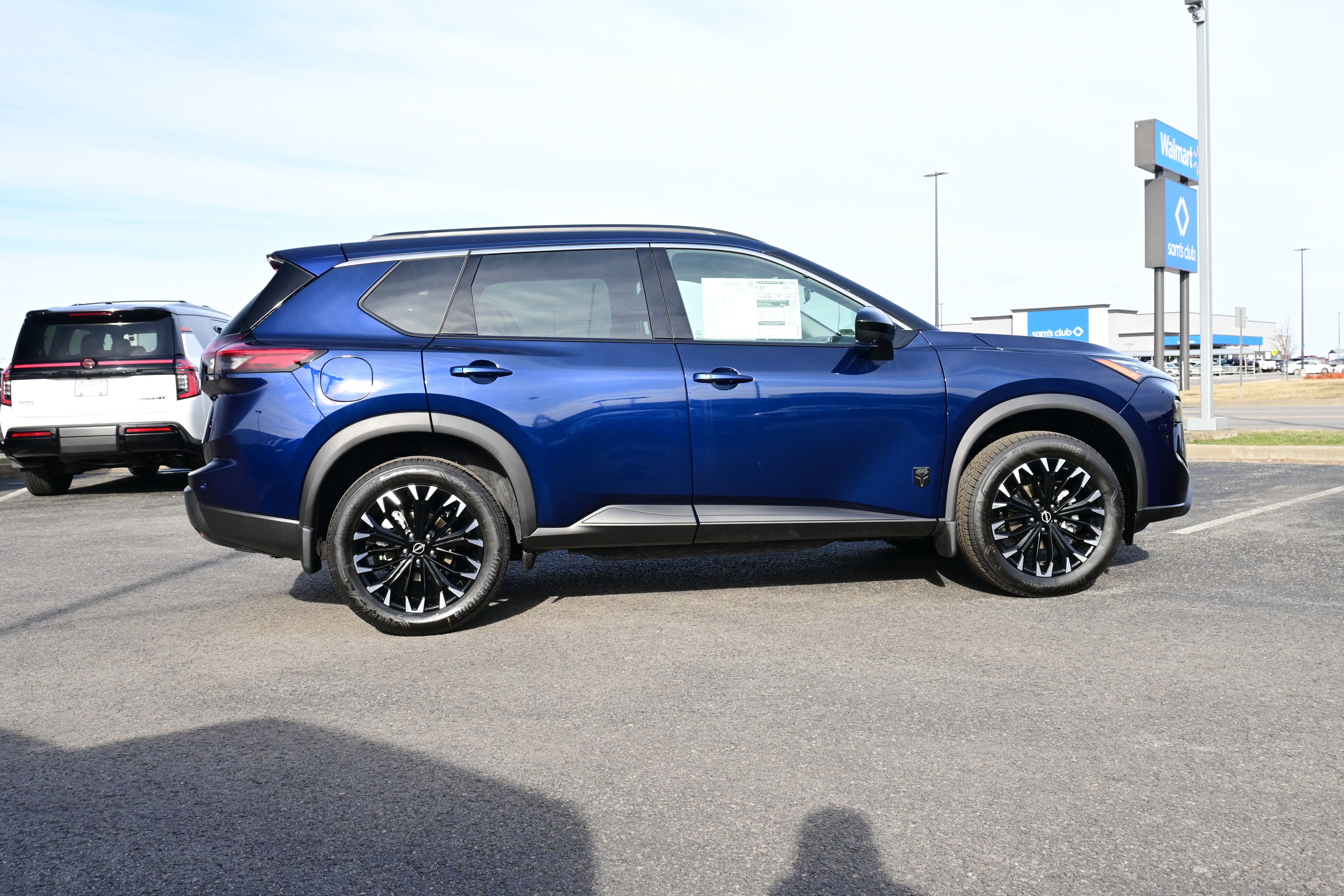 2026 Nissan Rogue Dark Armor
