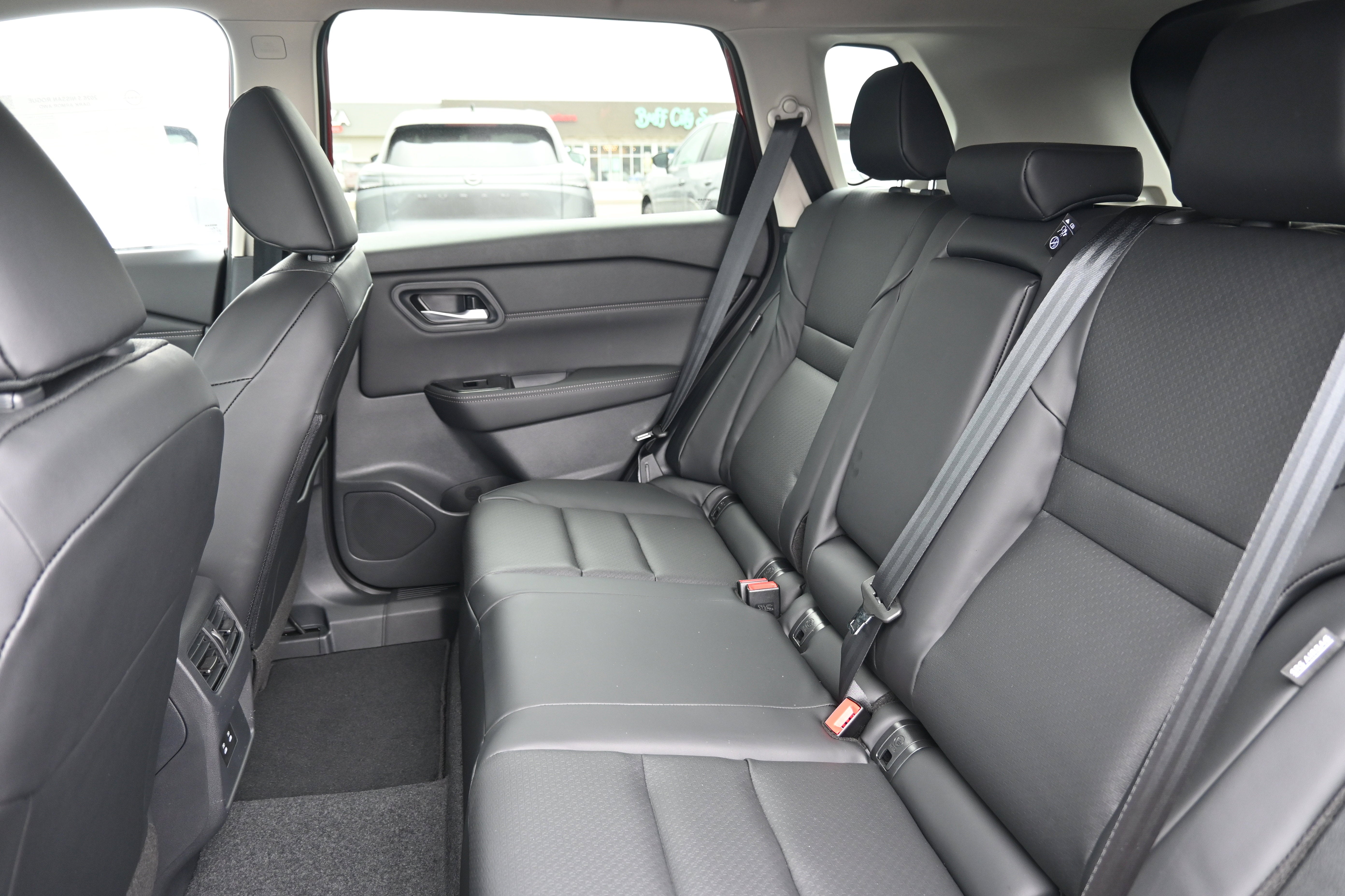 2026 Nissan Rogue Dark Armor™