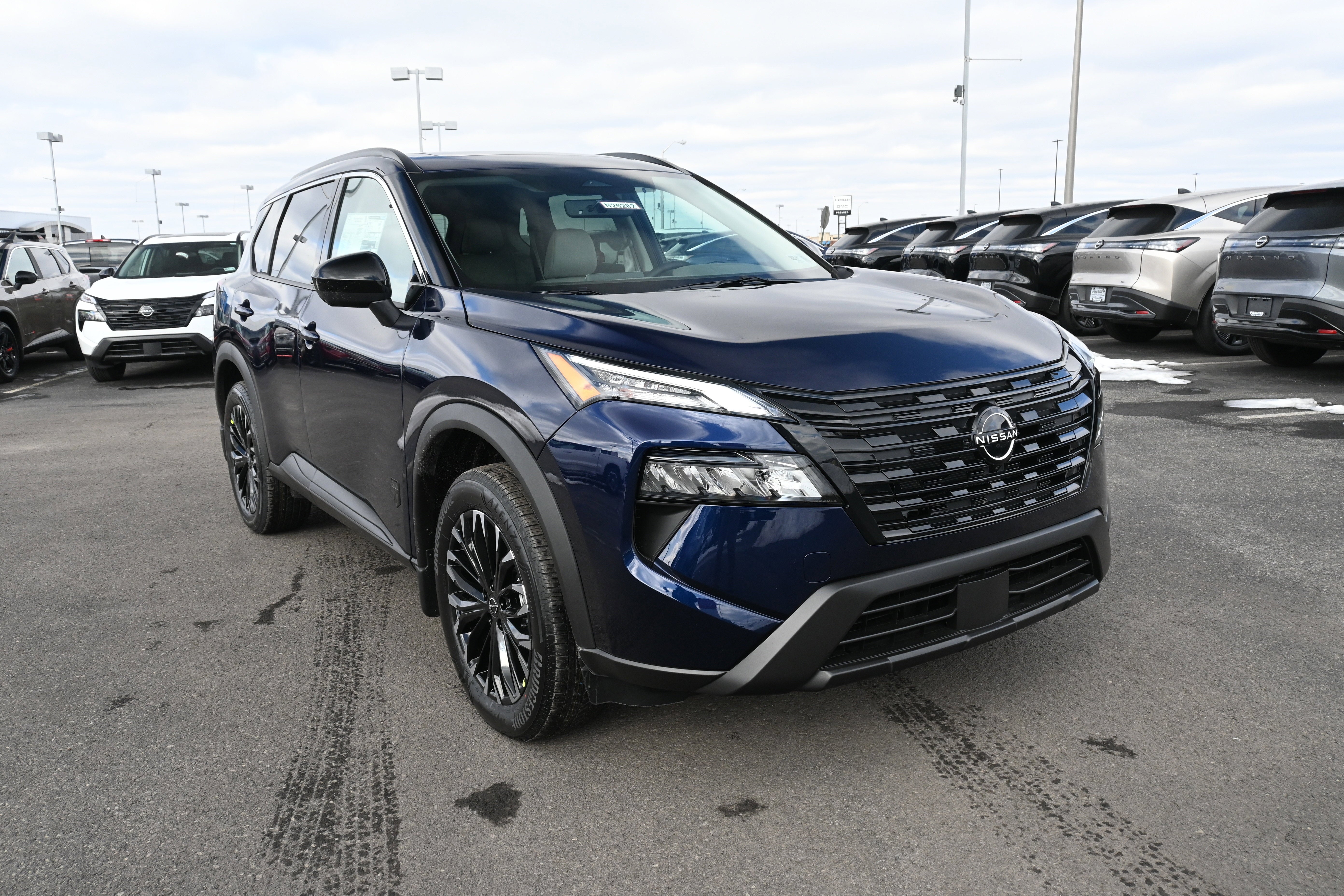 2026 Nissan Rogue Dark Armor™