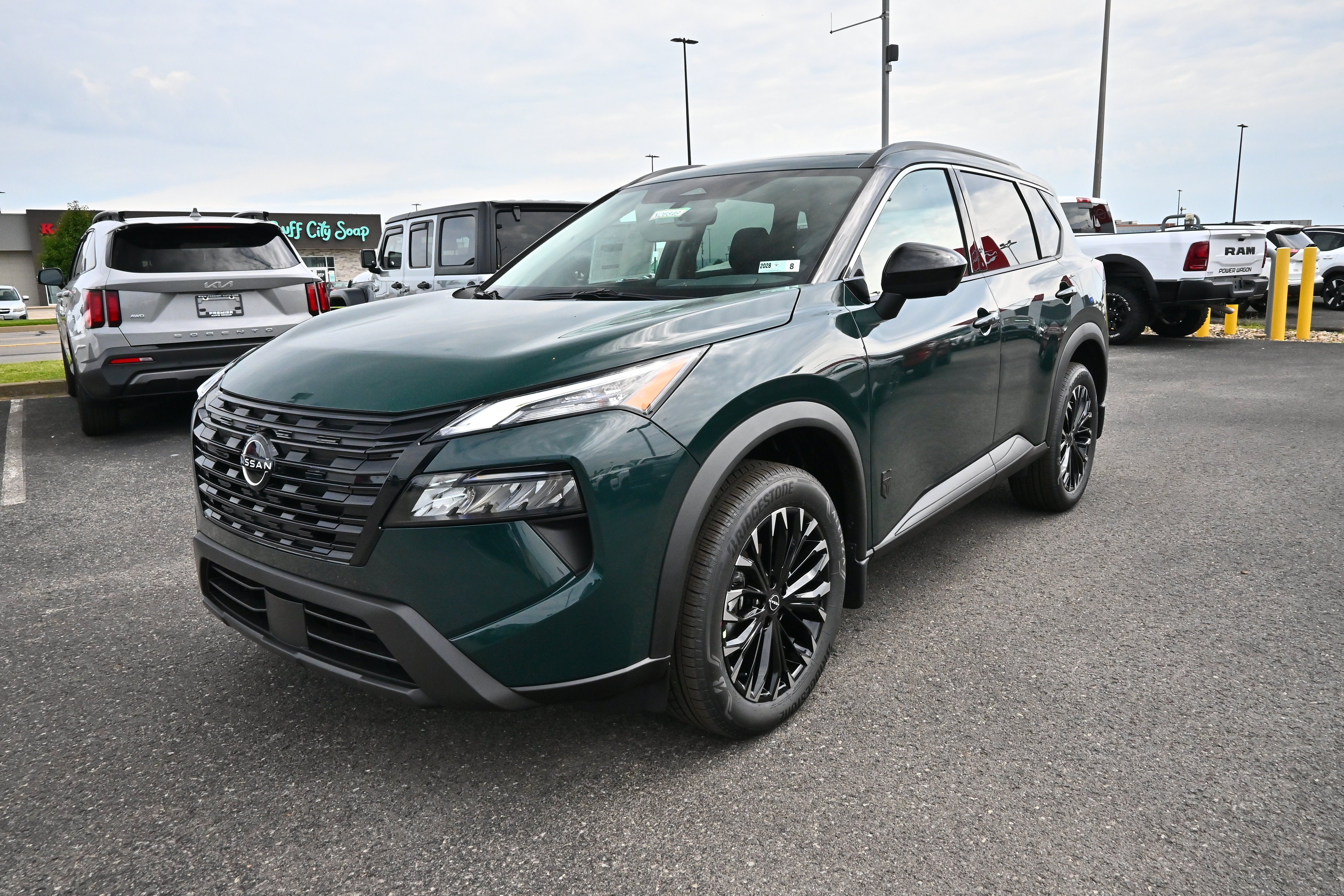 2026 Nissan Rogue Dark Armor™