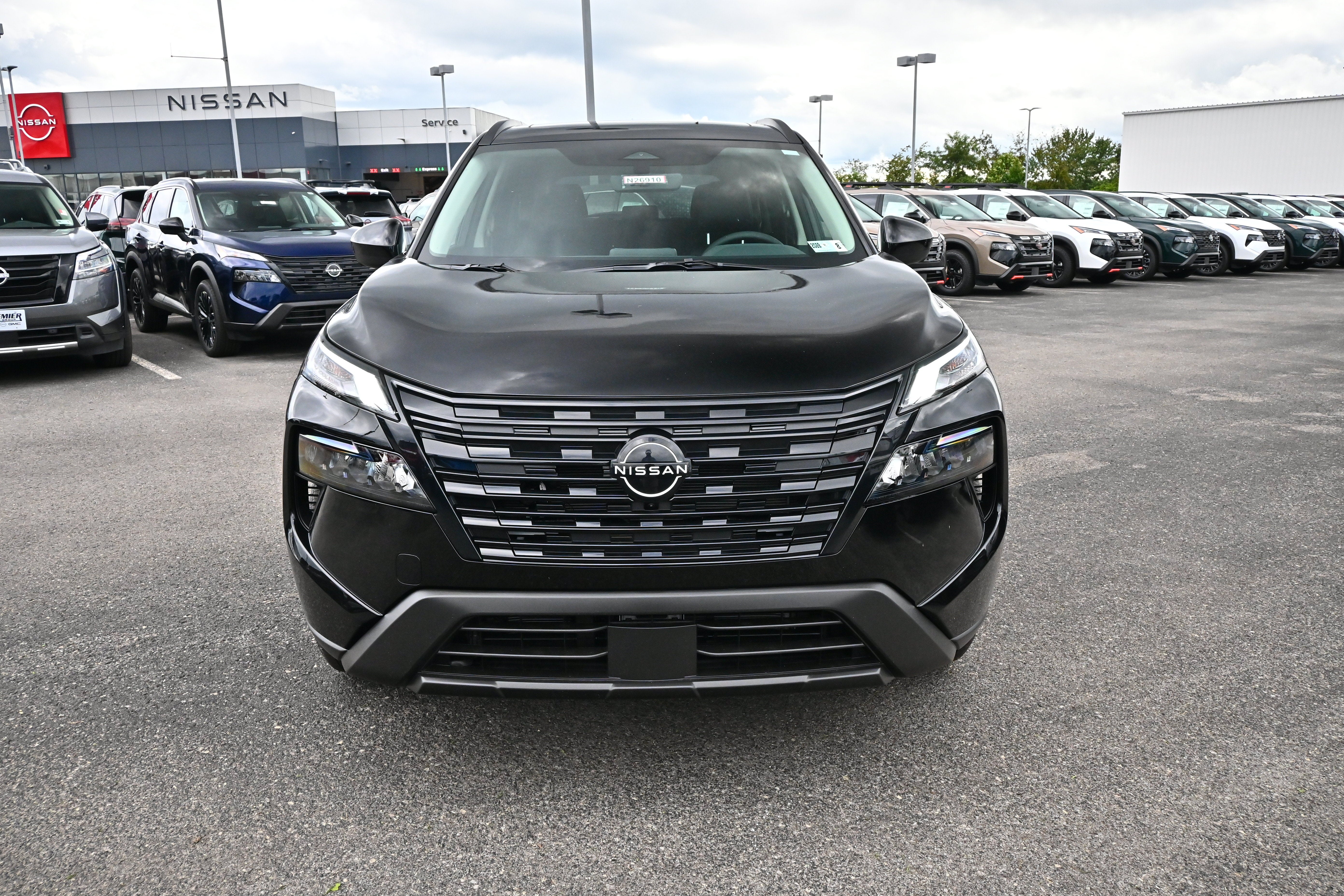 2026 Nissan Rogue Dark Armor™