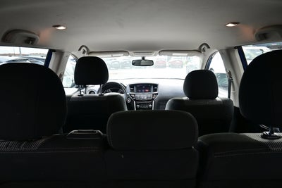 2020 Nissan Pathfinder SV