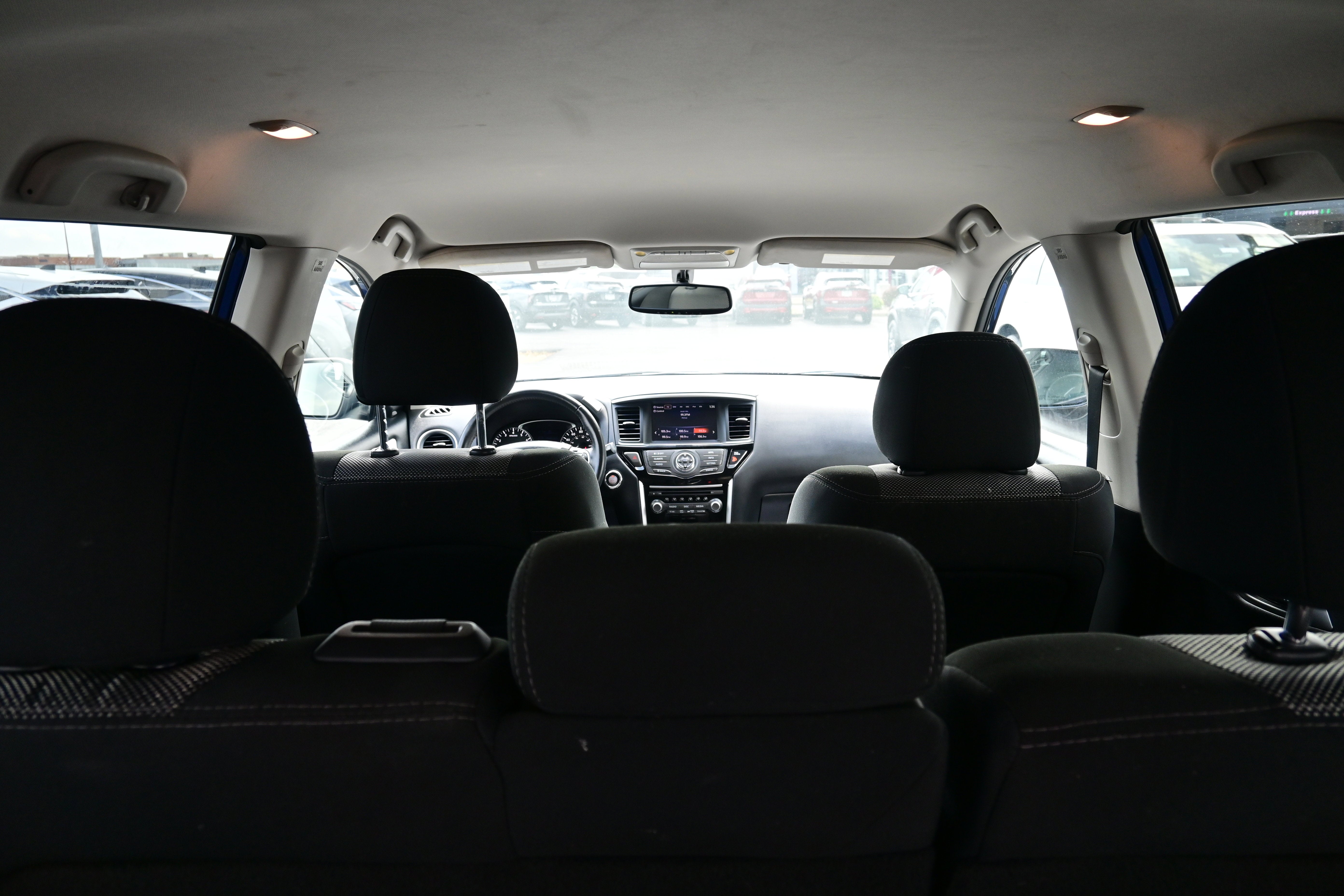 2020 Nissan Pathfinder SV