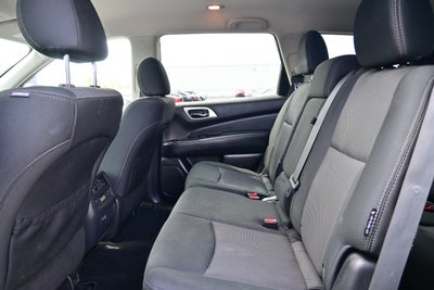 2020 Nissan Pathfinder SV