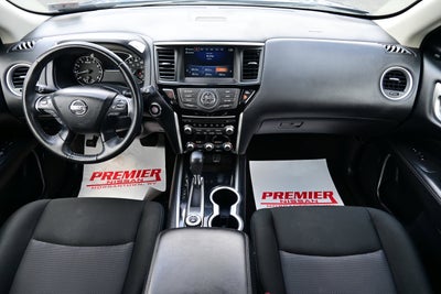 2020 Nissan Pathfinder SV