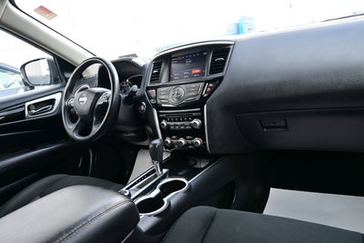 2020 Nissan Pathfinder SV