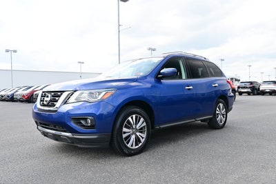2020 Nissan Pathfinder SV