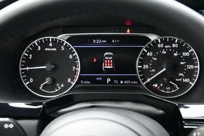 2025 Nissan Pathfinder SV