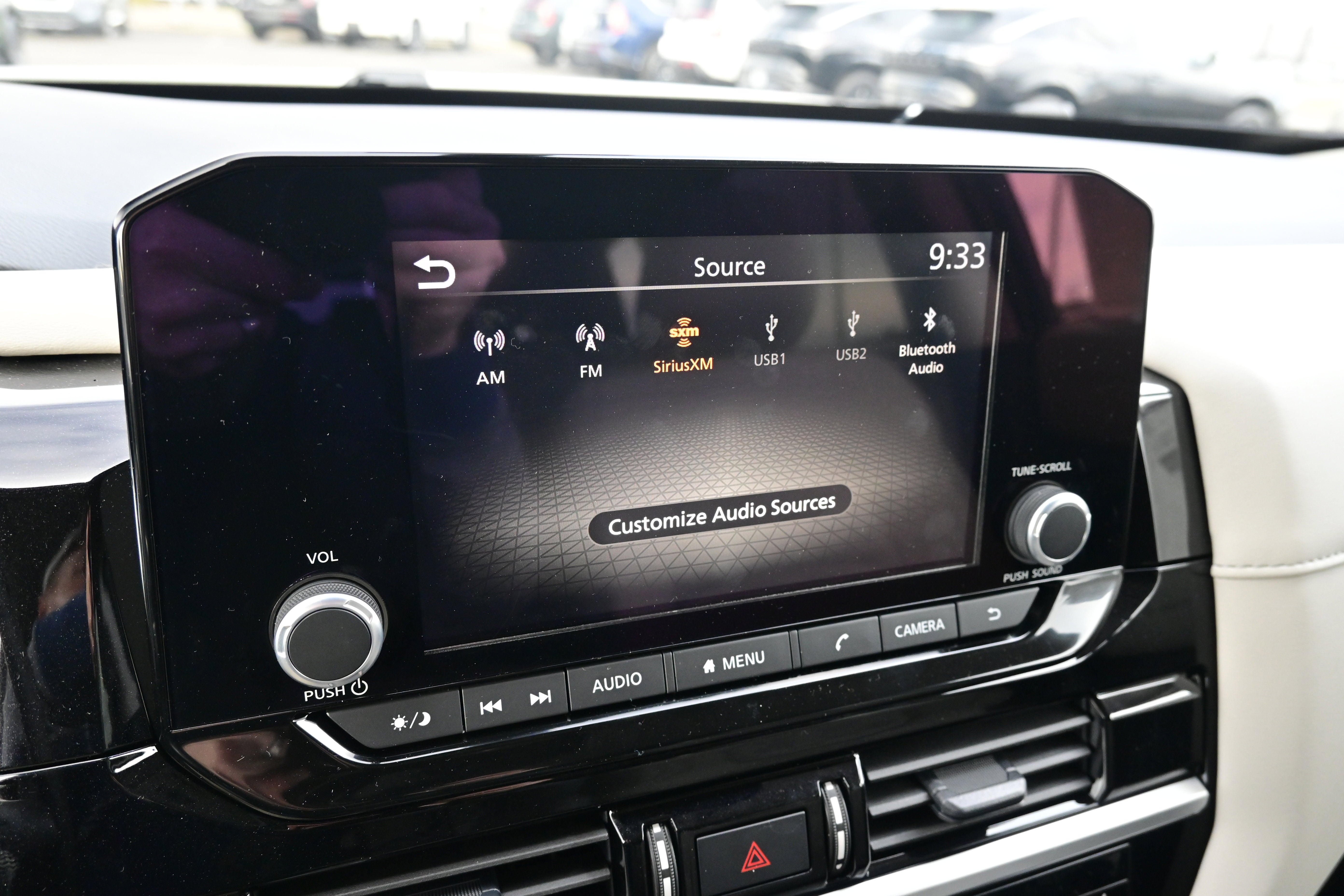 2025 Nissan Pathfinder SV