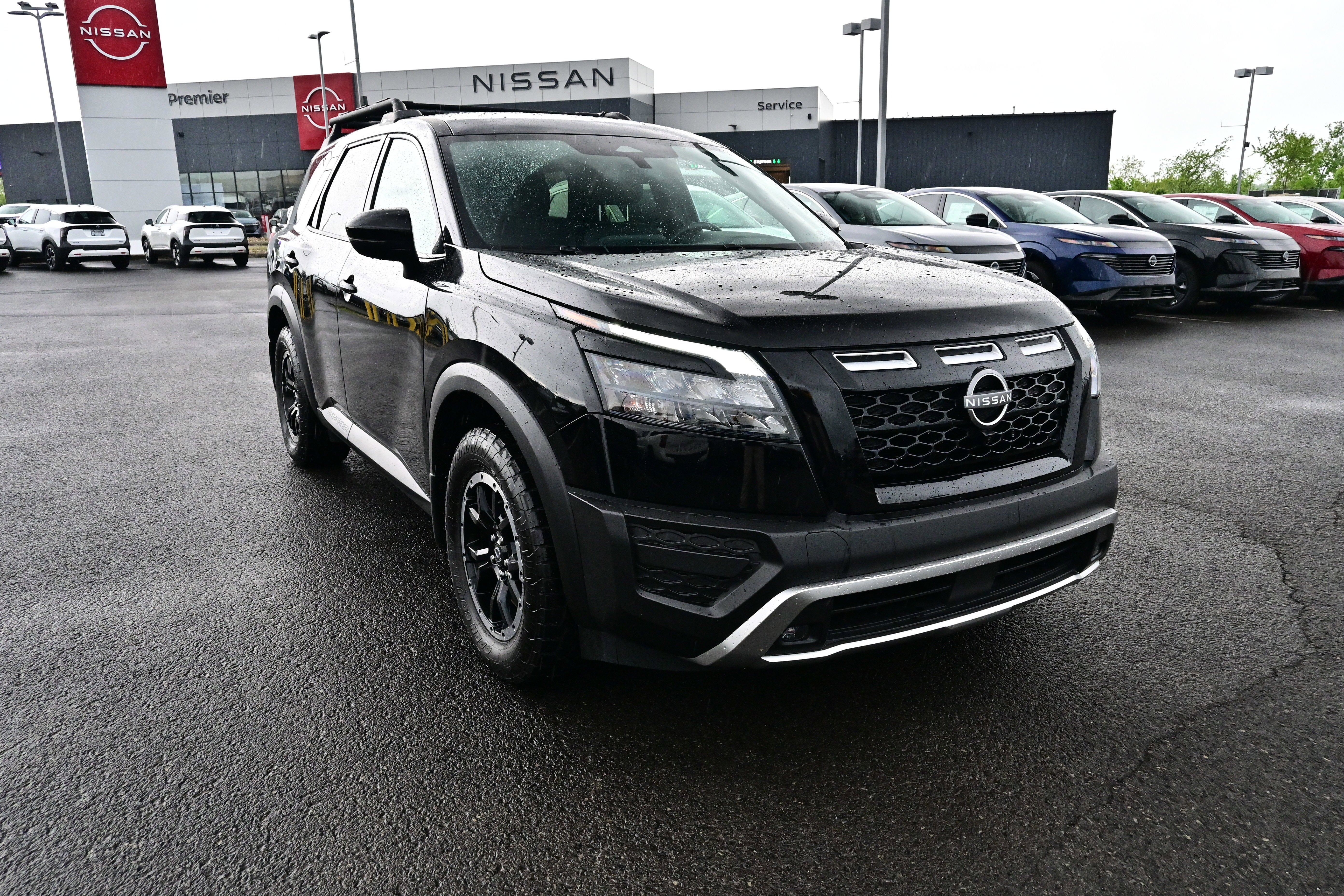 2025 Nissan Pathfinder Rock Creek®