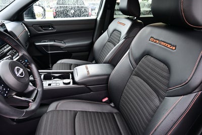 2025 Nissan Pathfinder Rock Creek®