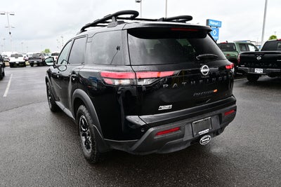2025 Nissan Pathfinder Rock Creek®