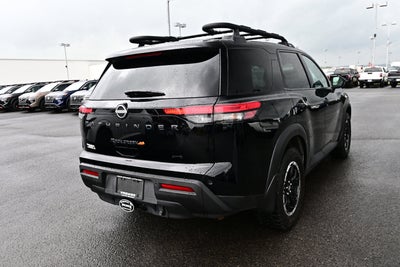 2025 Nissan Pathfinder Rock Creek®