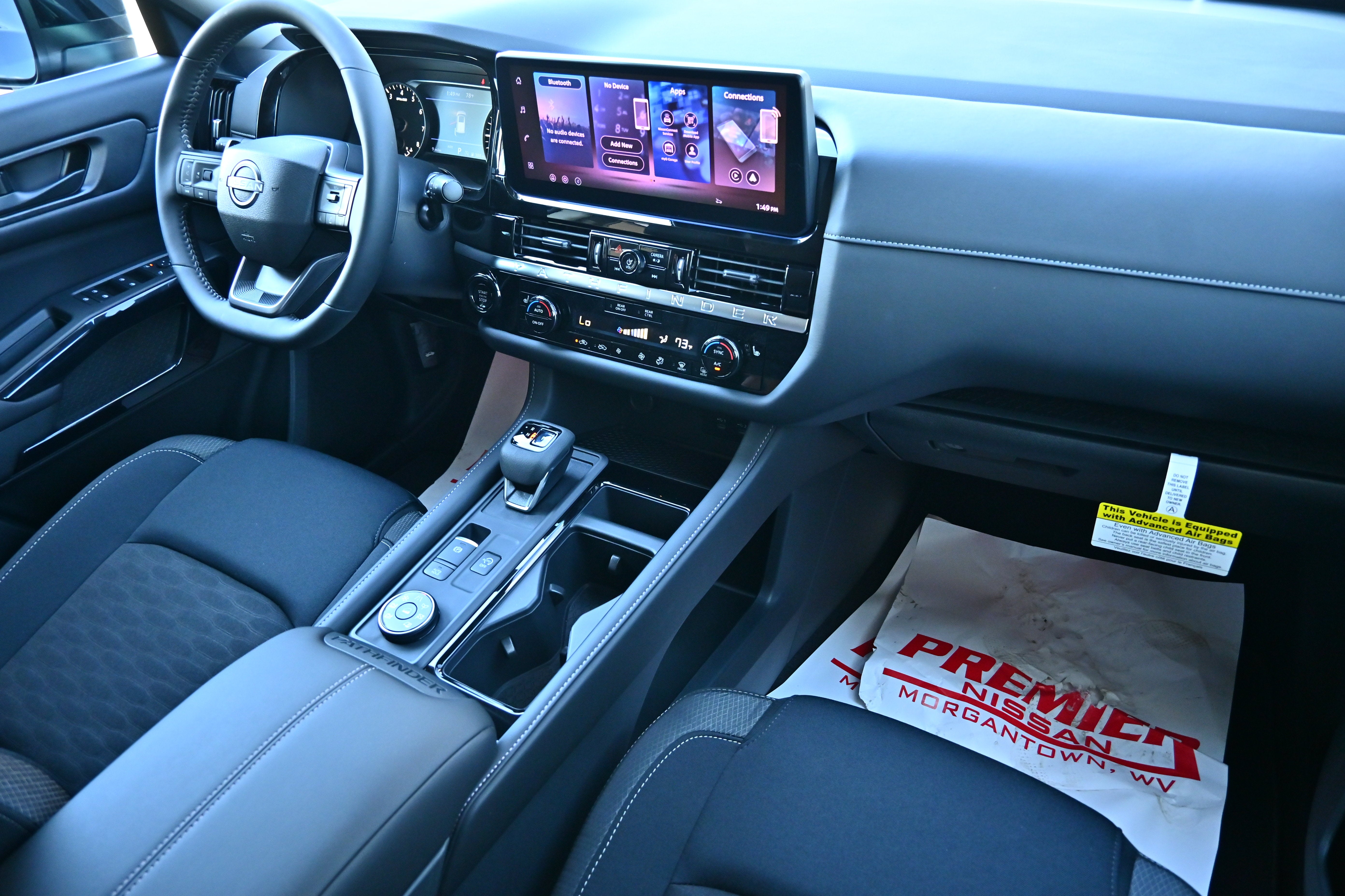 2026 Nissan Pathfinder SV