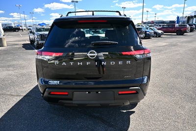 2026 Nissan Pathfinder SV