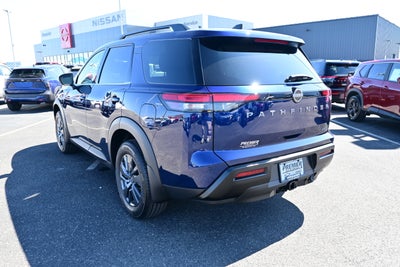 2026 Nissan Pathfinder SV