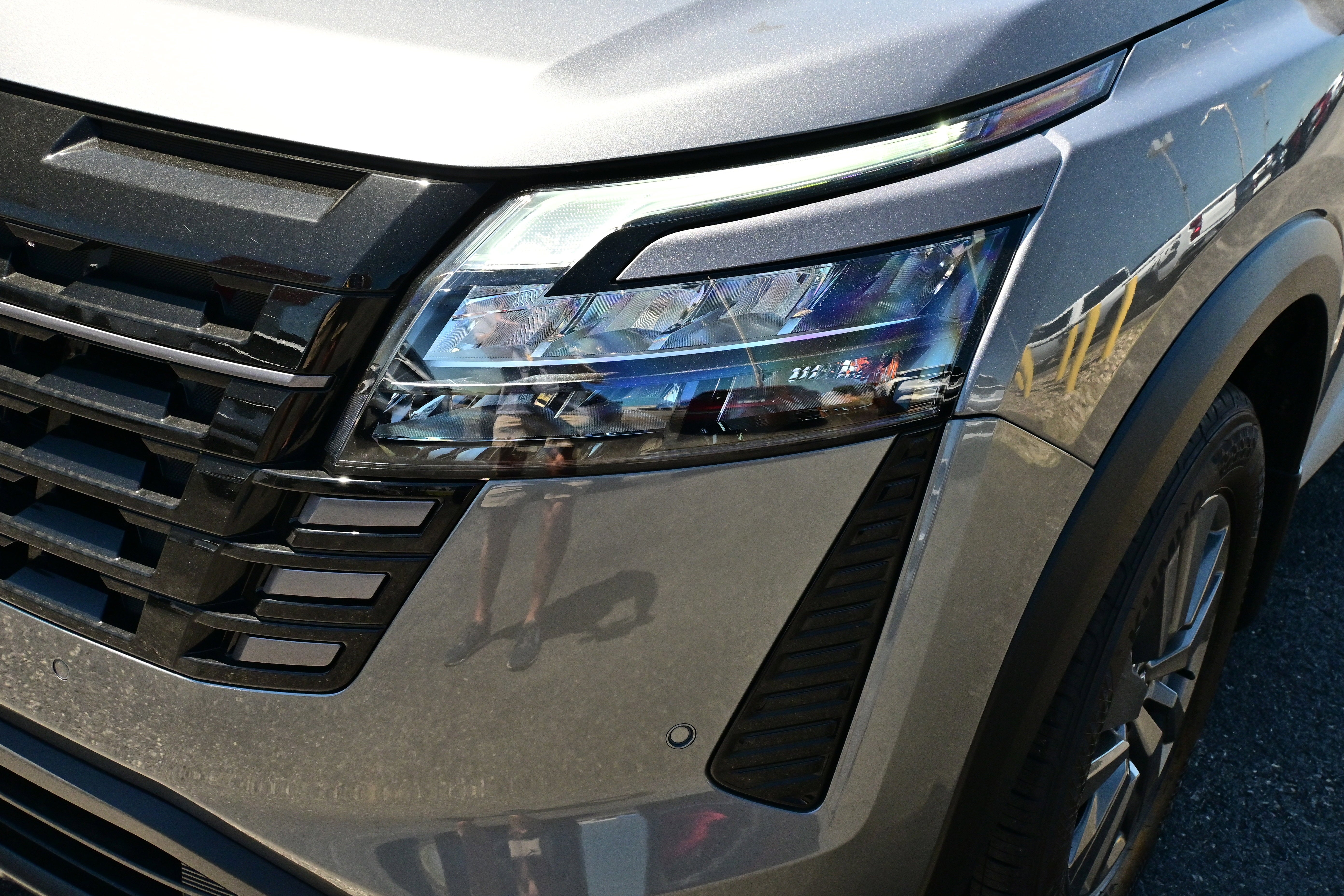 2026 Nissan Pathfinder SV