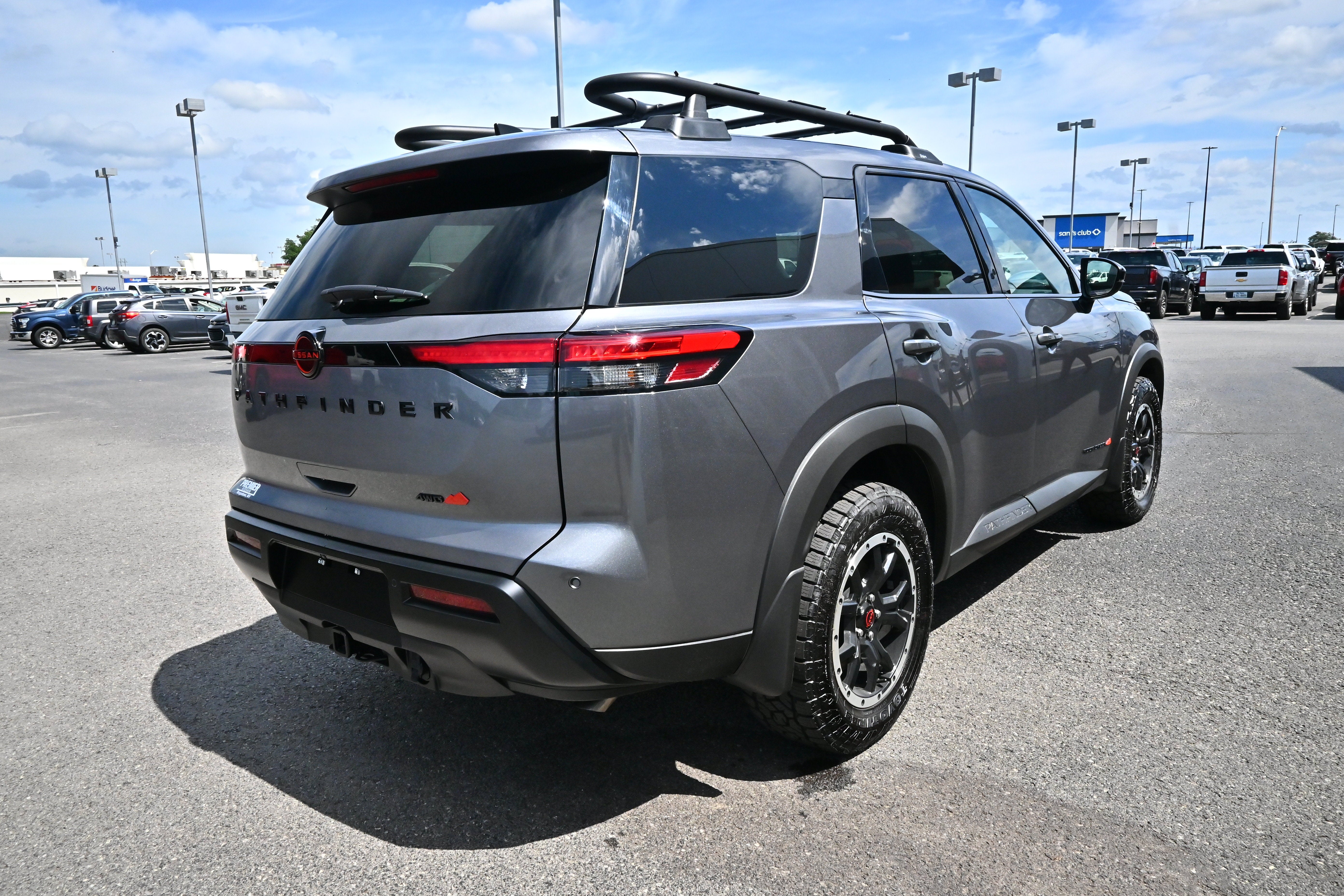 2026 Nissan Pathfinder Rock Creek®