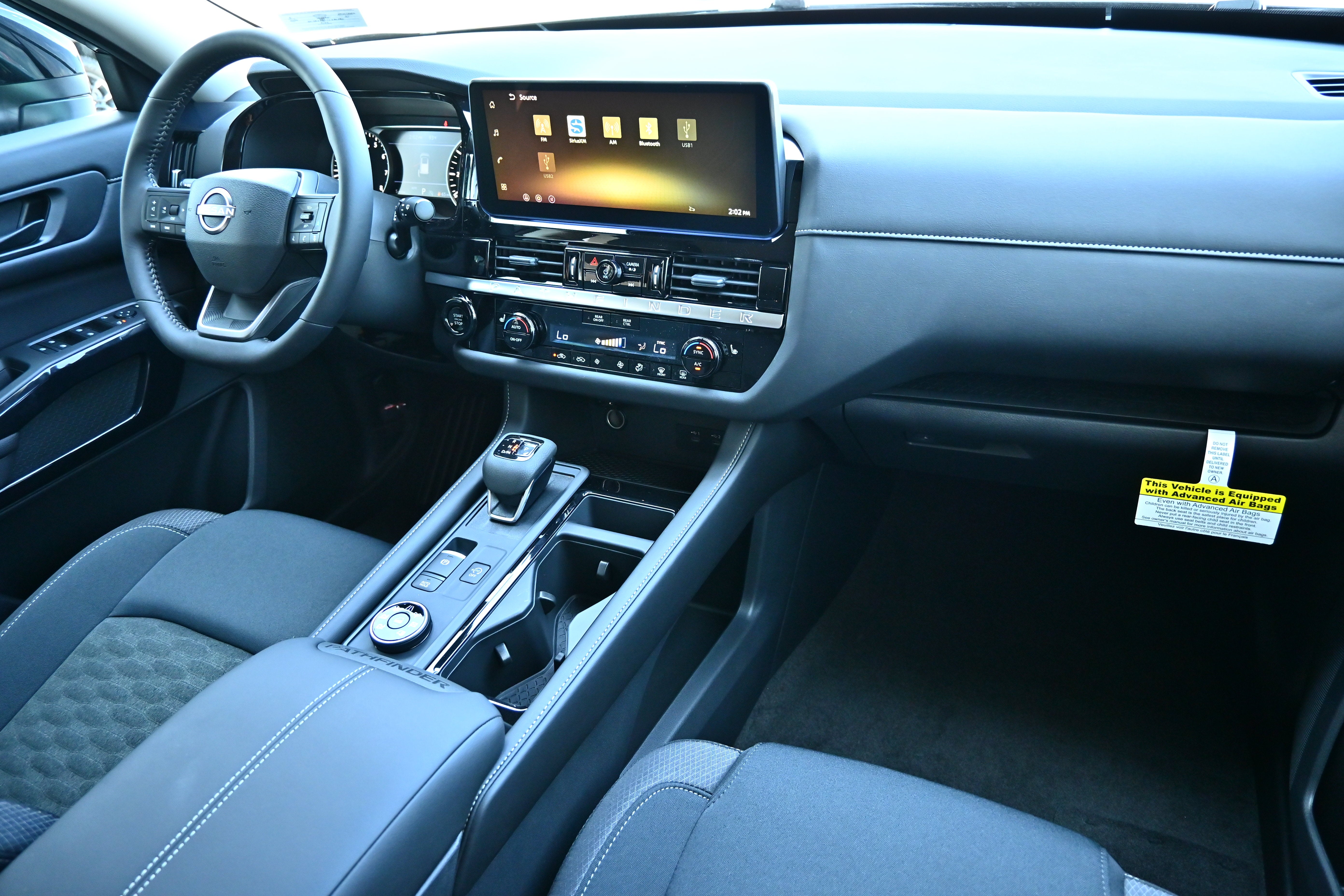 2026 Nissan Pathfinder SV