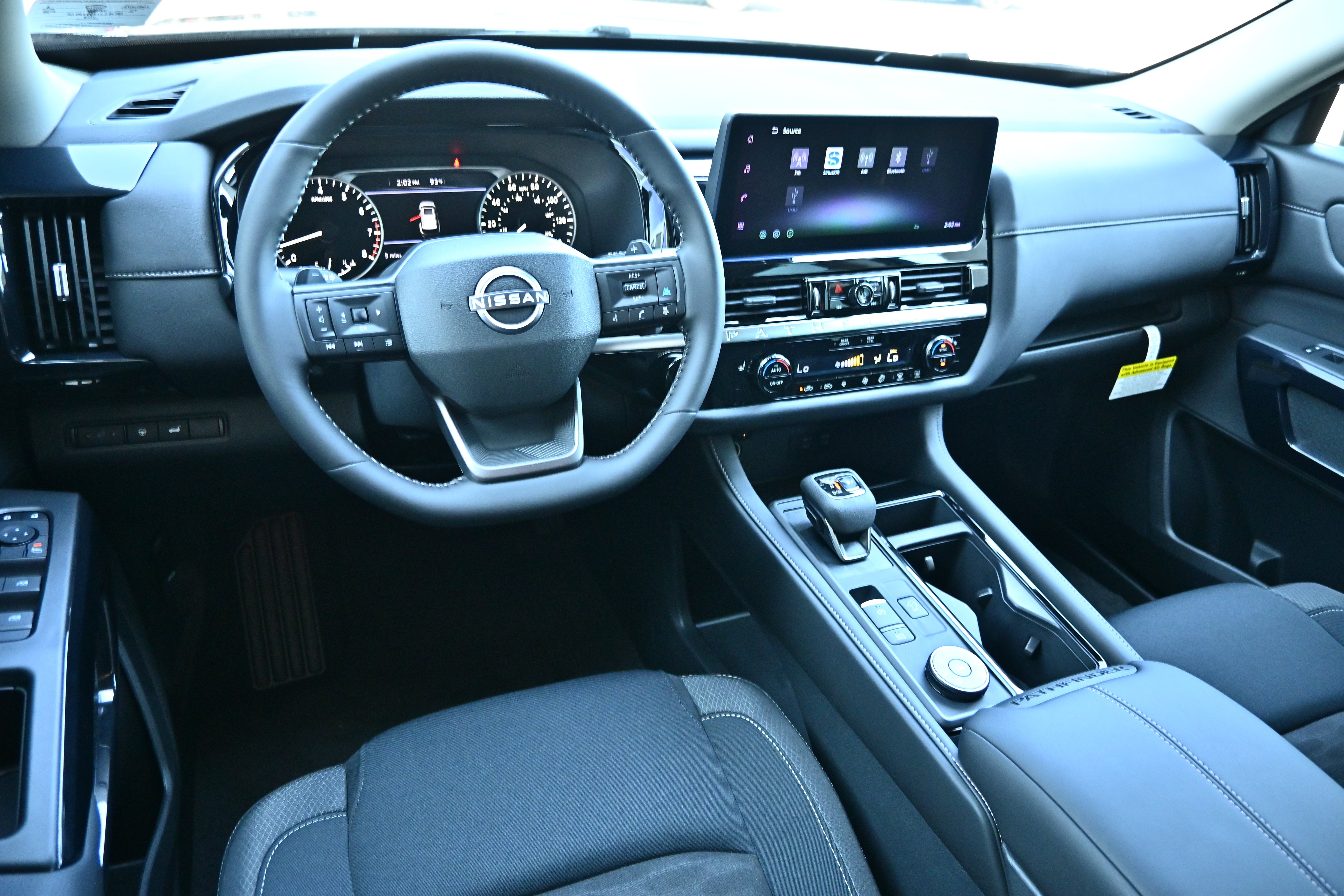 2026 Nissan Pathfinder SV