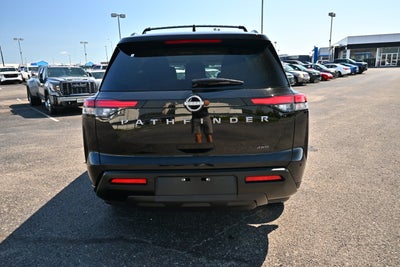 2026 Nissan Pathfinder SV