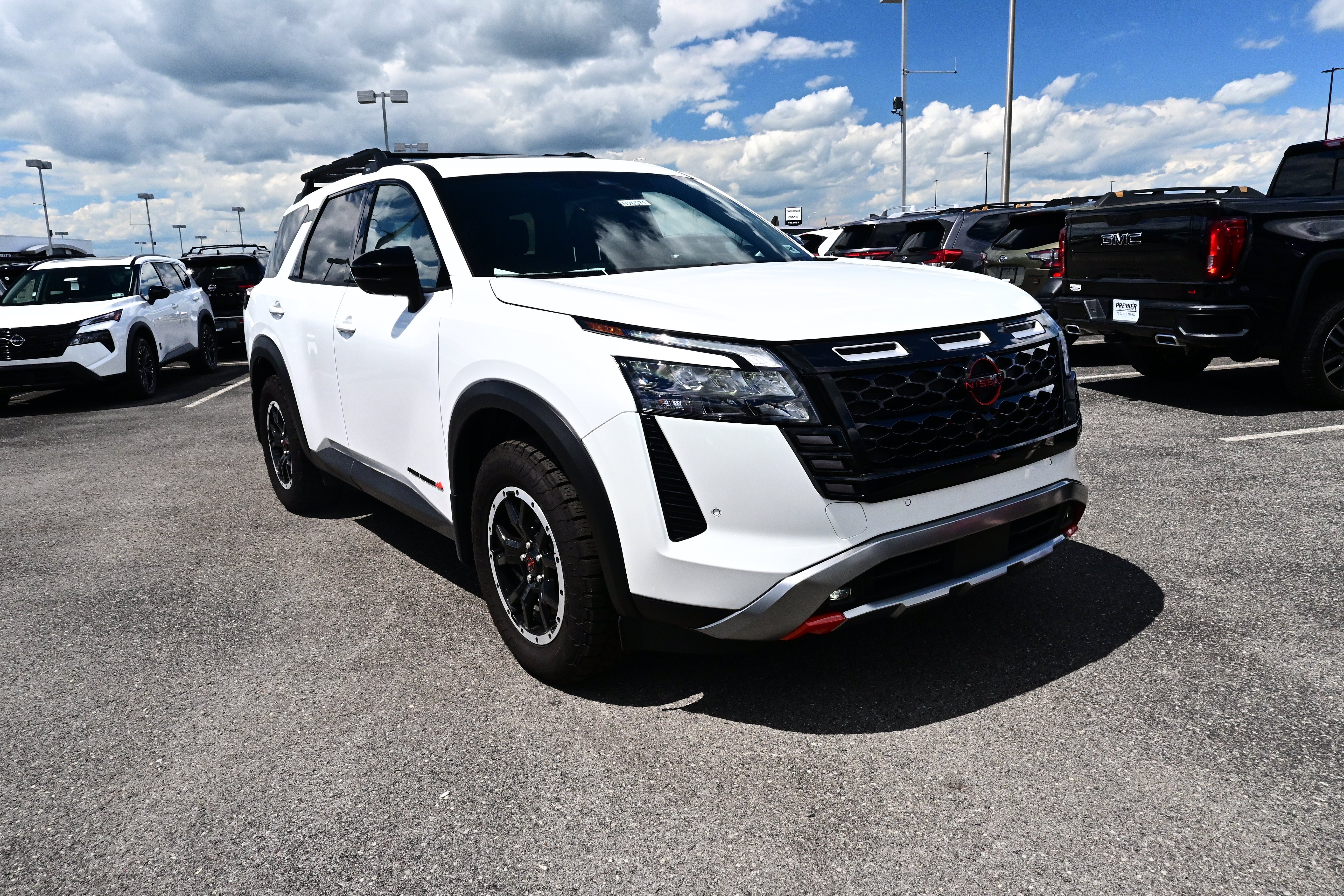 2026 Nissan Pathfinder Rock Creek®